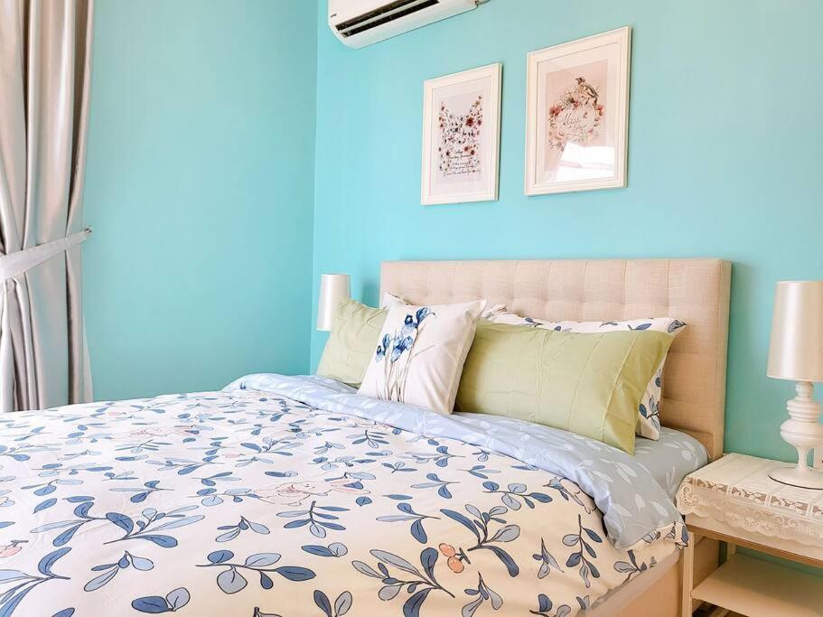 [Parisan Retreat] 5pax 5 min drive to Mt Austin.