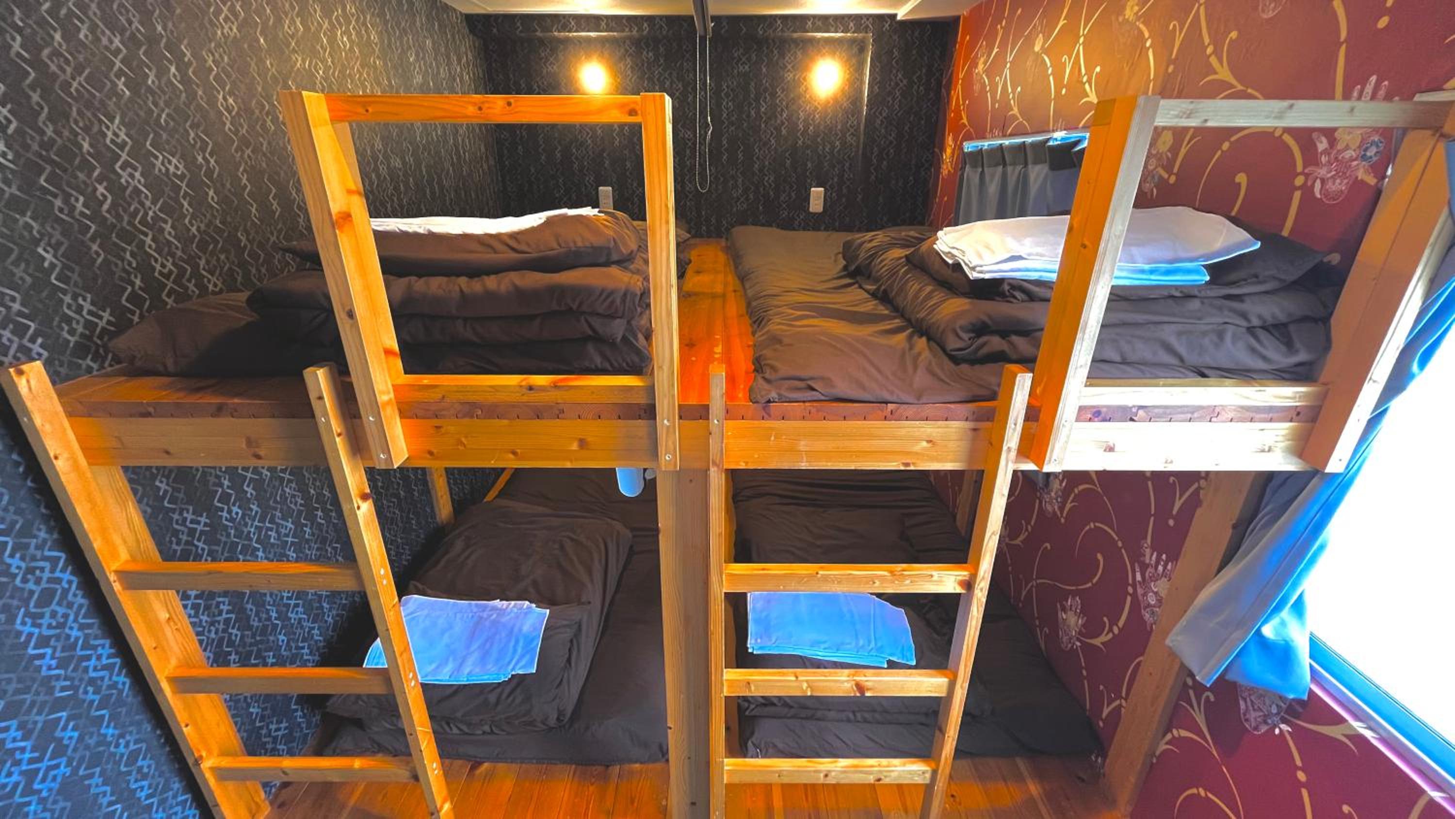 R Hostel Namba south