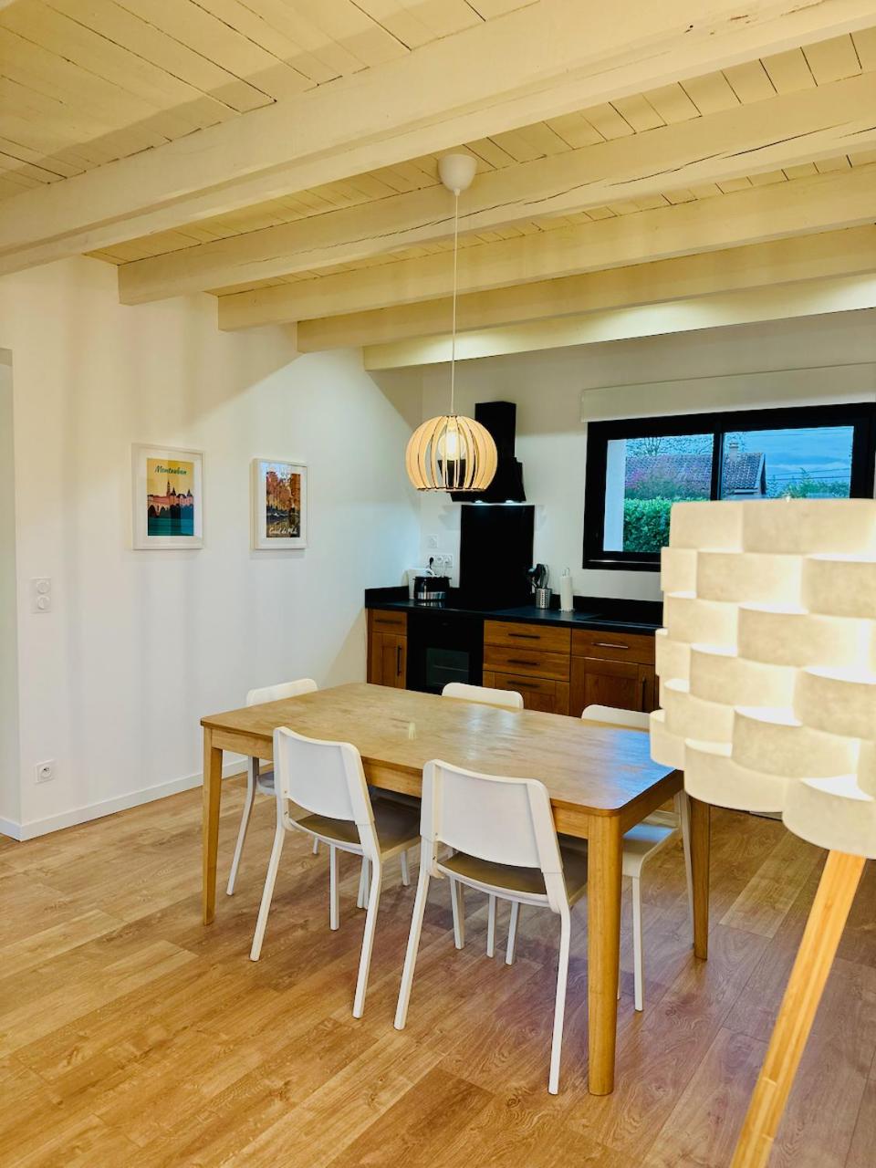 La Halte Occitane - Classé 3 étoiles - Pour 6 personnes, 3 chambres, parking, terrasse, tout inclus