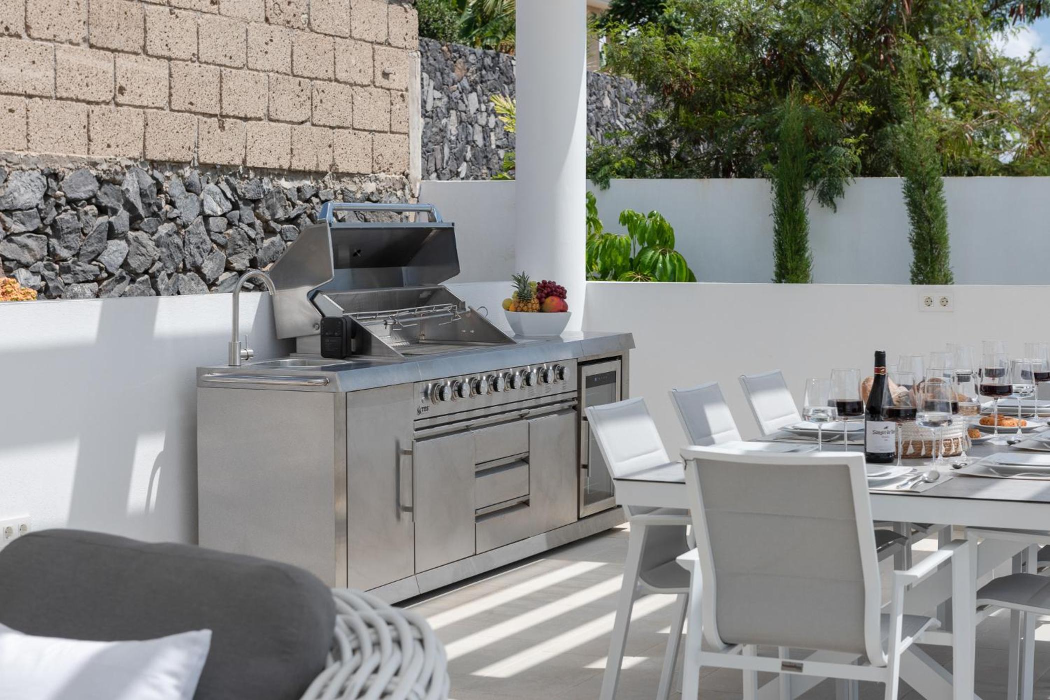 KARAT Villa Royal White
