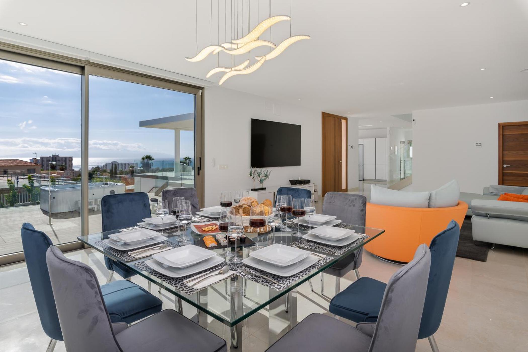 KARAT Villa Royal White