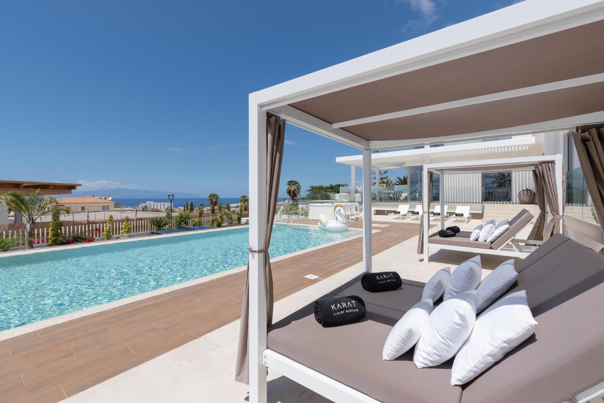 KARAT Villa Royal White