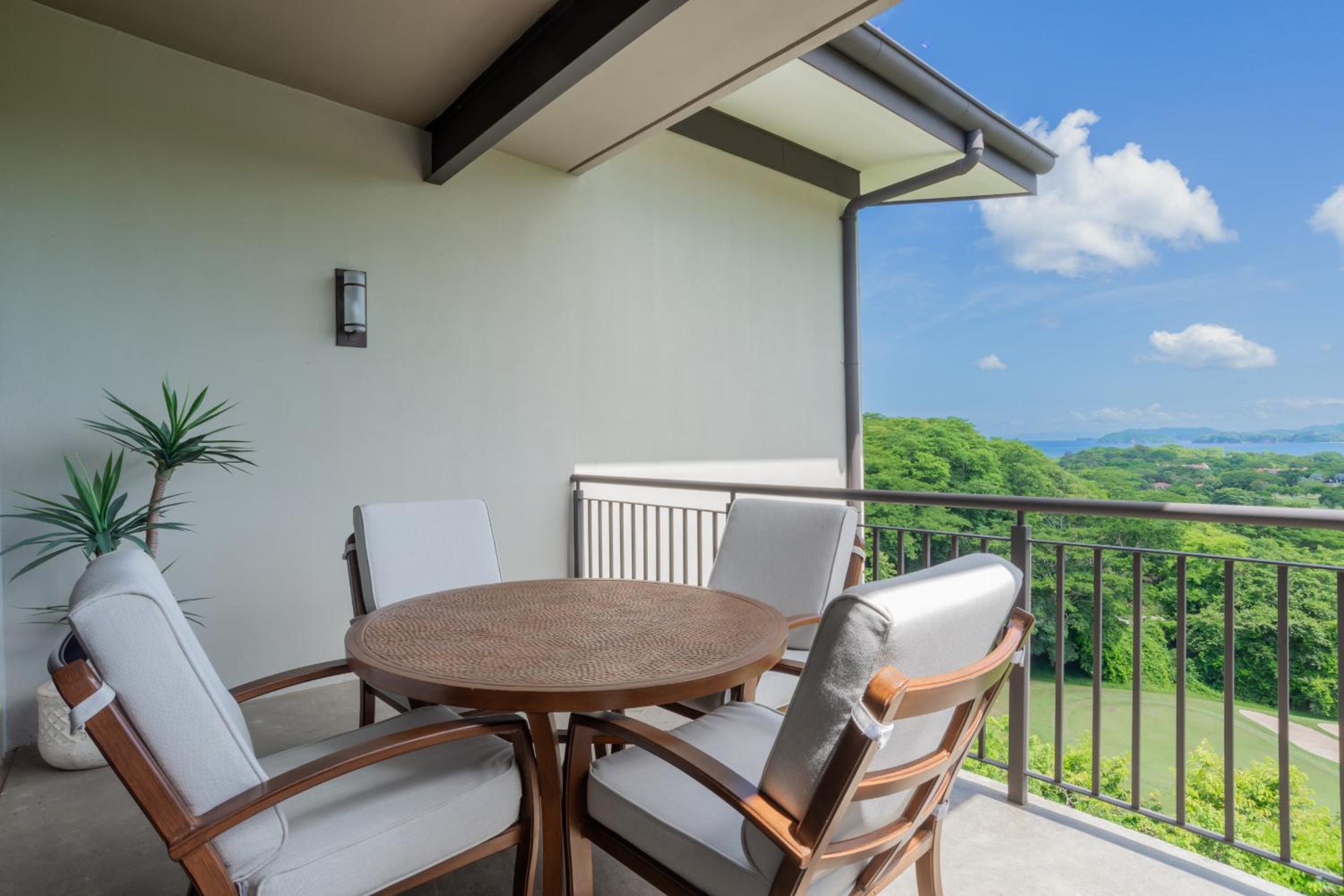Adults Only 1BR Condo - Roble Sabana - Reserva Conchal Golf Resort