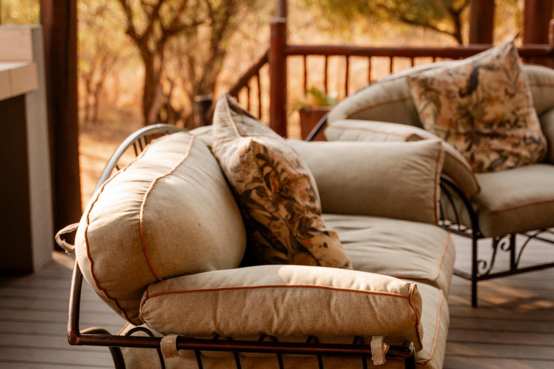 Zebula Bush Lodge 118