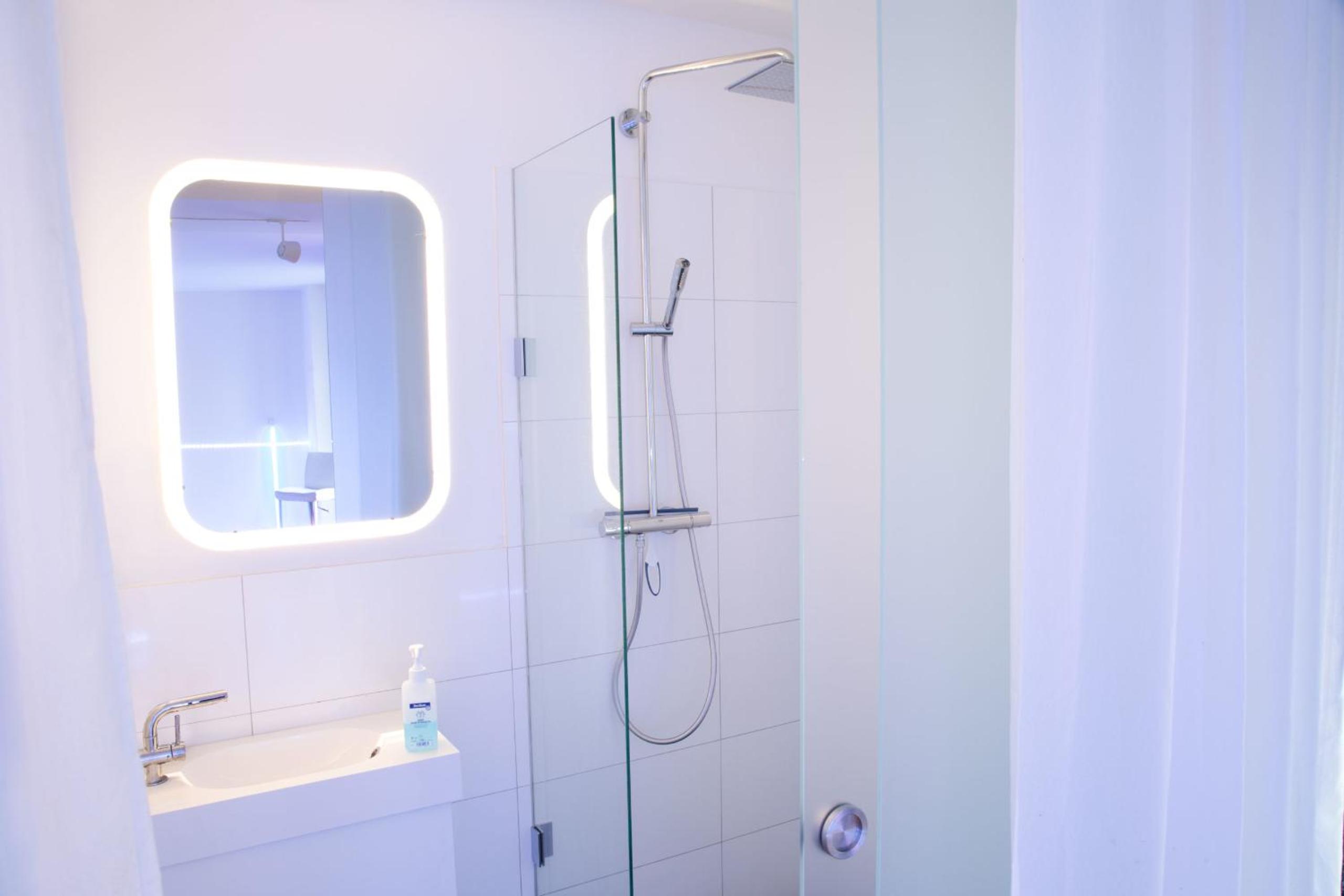 Cosy Apartment at Prenzlauer Berg with Terrace and HeadphoneCinema