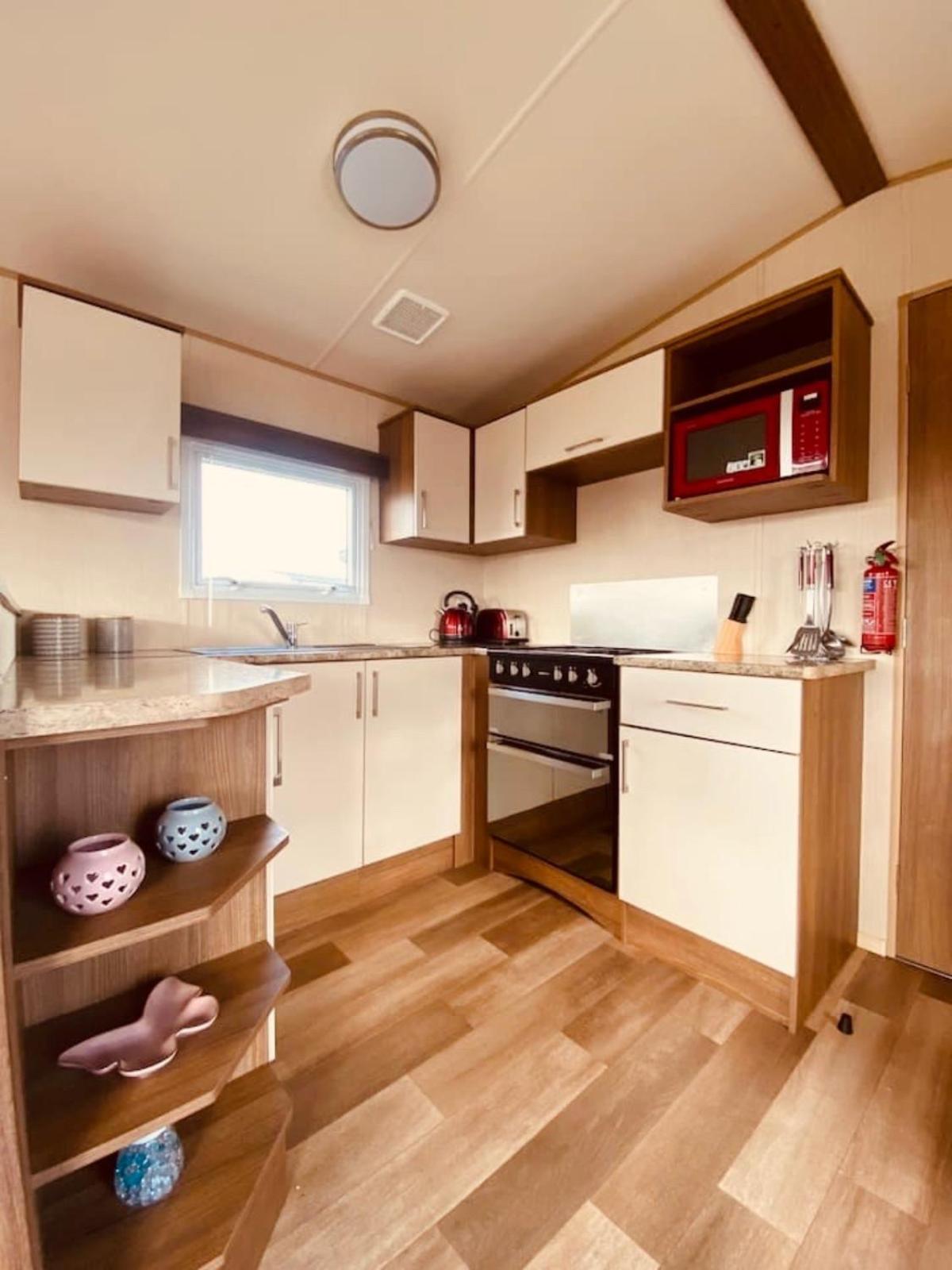 Bude Vacations - Summer Breeze - Property Image 4