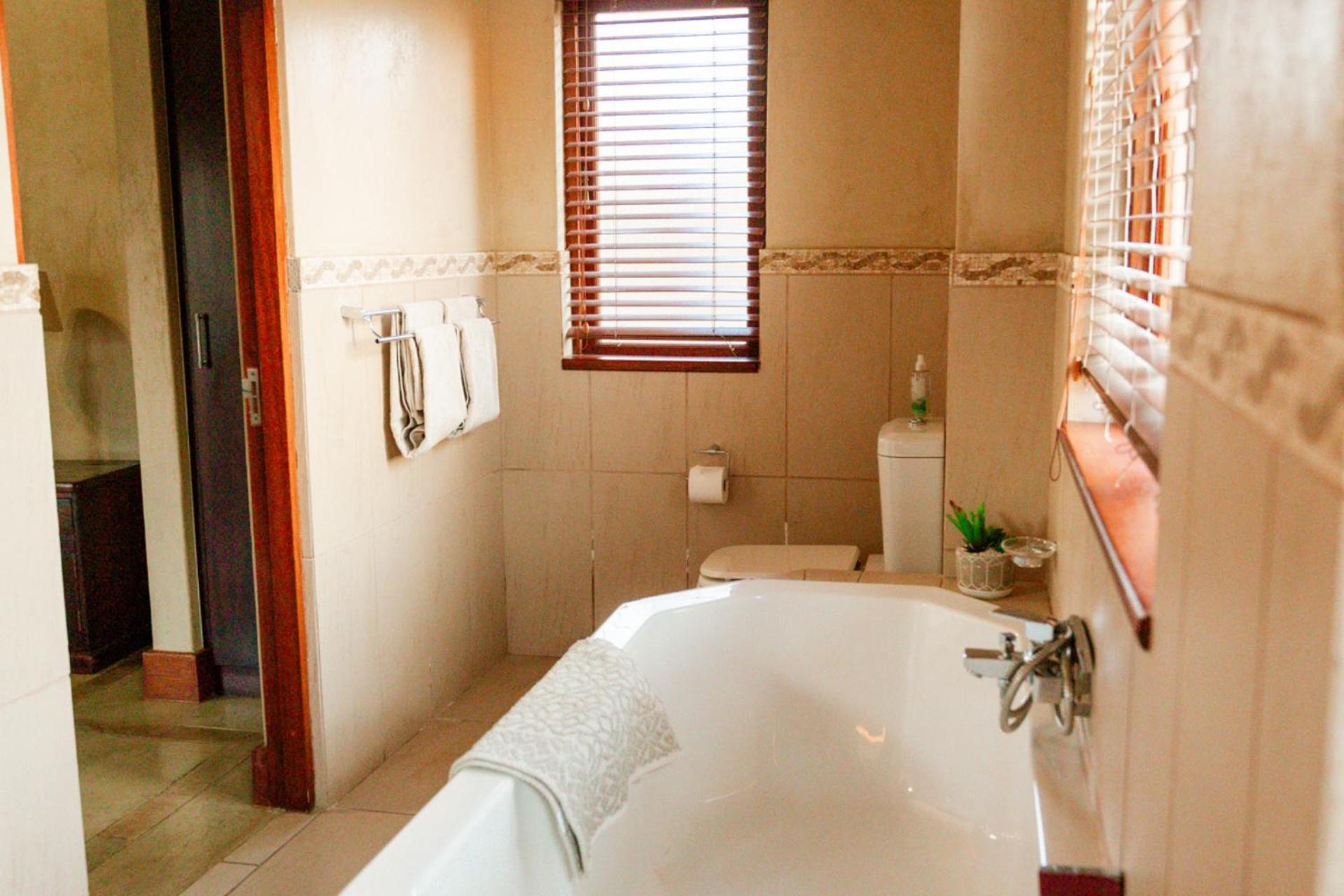 Zebula Bush Lodge 118