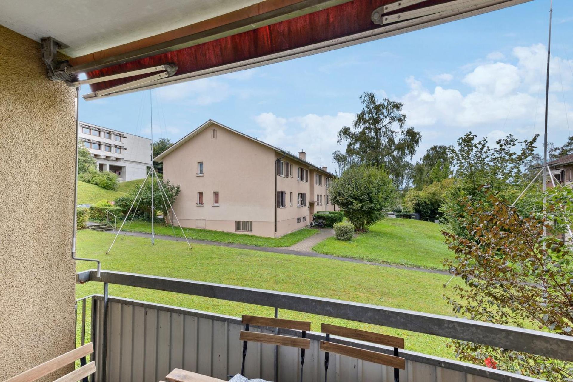 Zurich Urban Charm: Your comfy stay close to the City