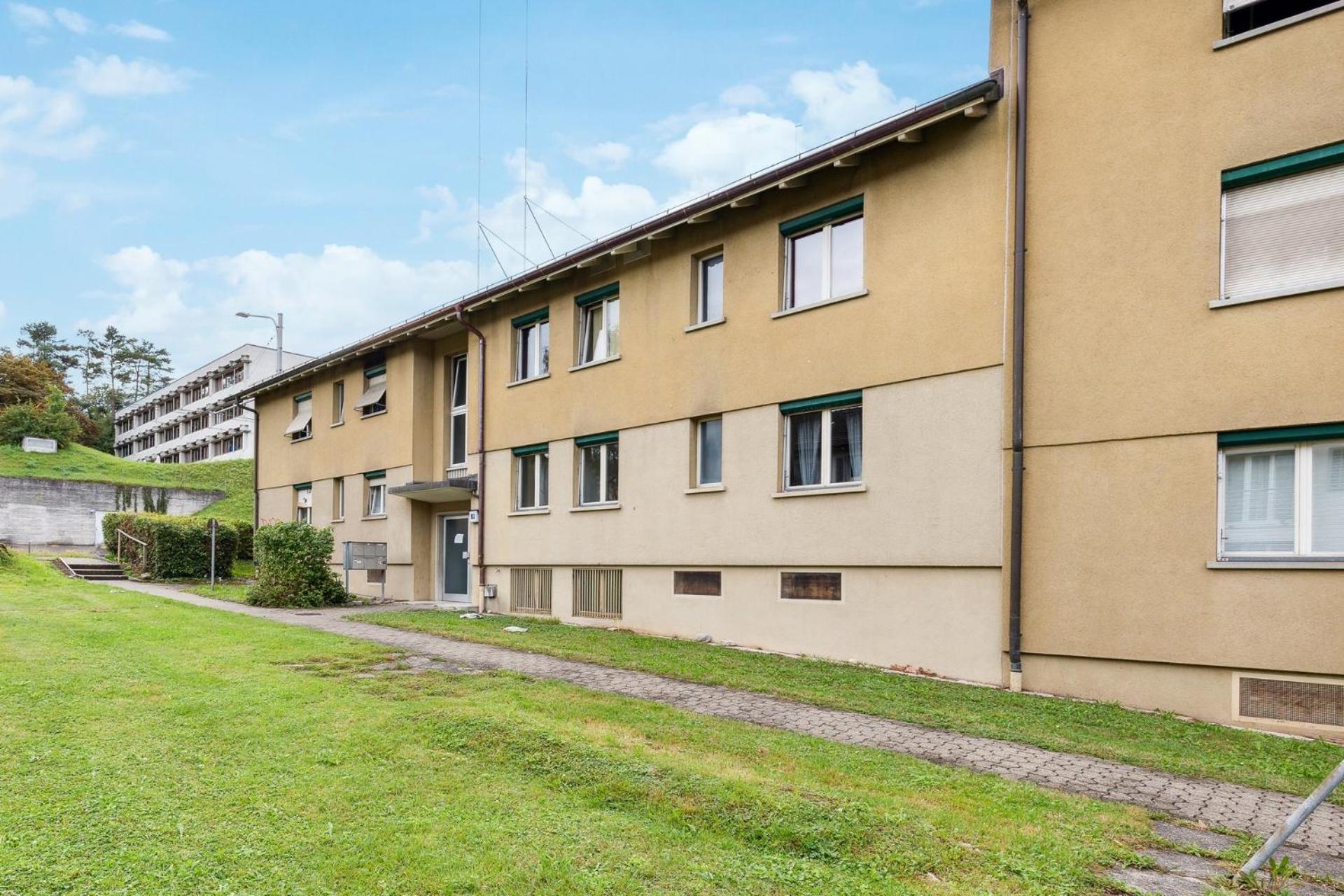 Zurich Urban Charm: Your comfy stay close to the City
