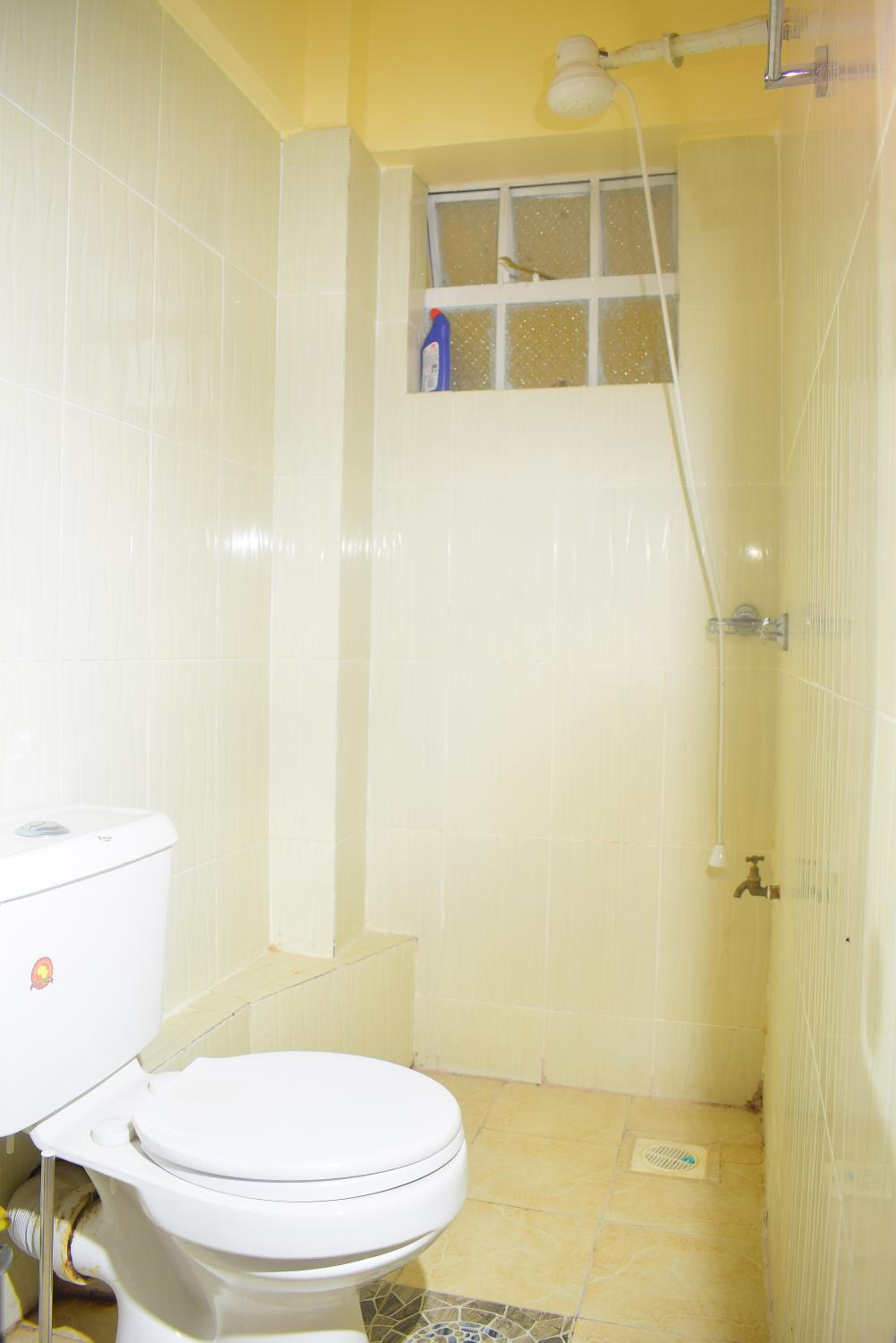 Elegant Furnished 2 bedroom Apartment in Nairobi Ngara view 3