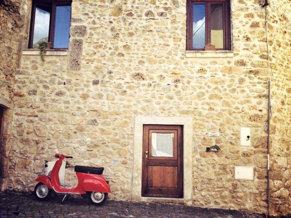 Le Pagliare Del Gran Sasso