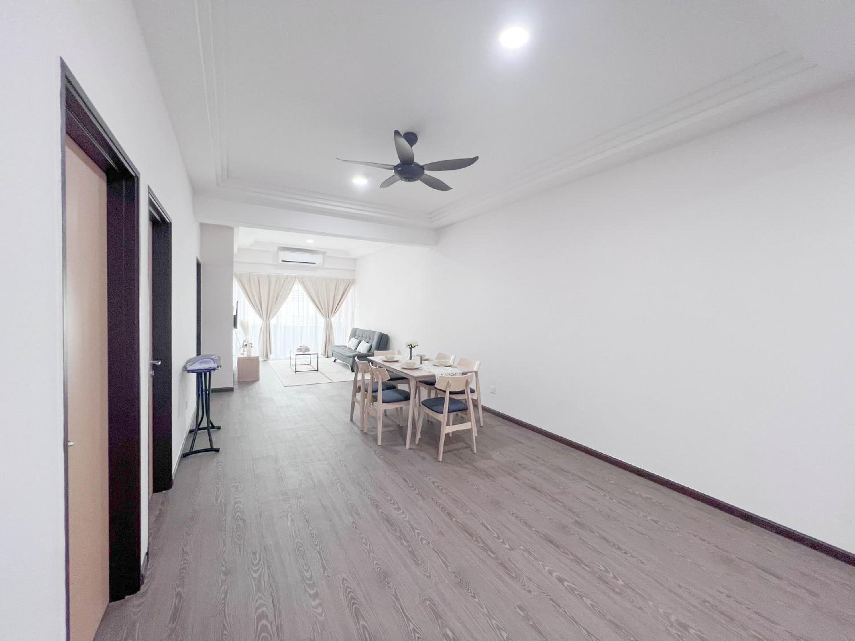 MH Maison by Manhattan Group