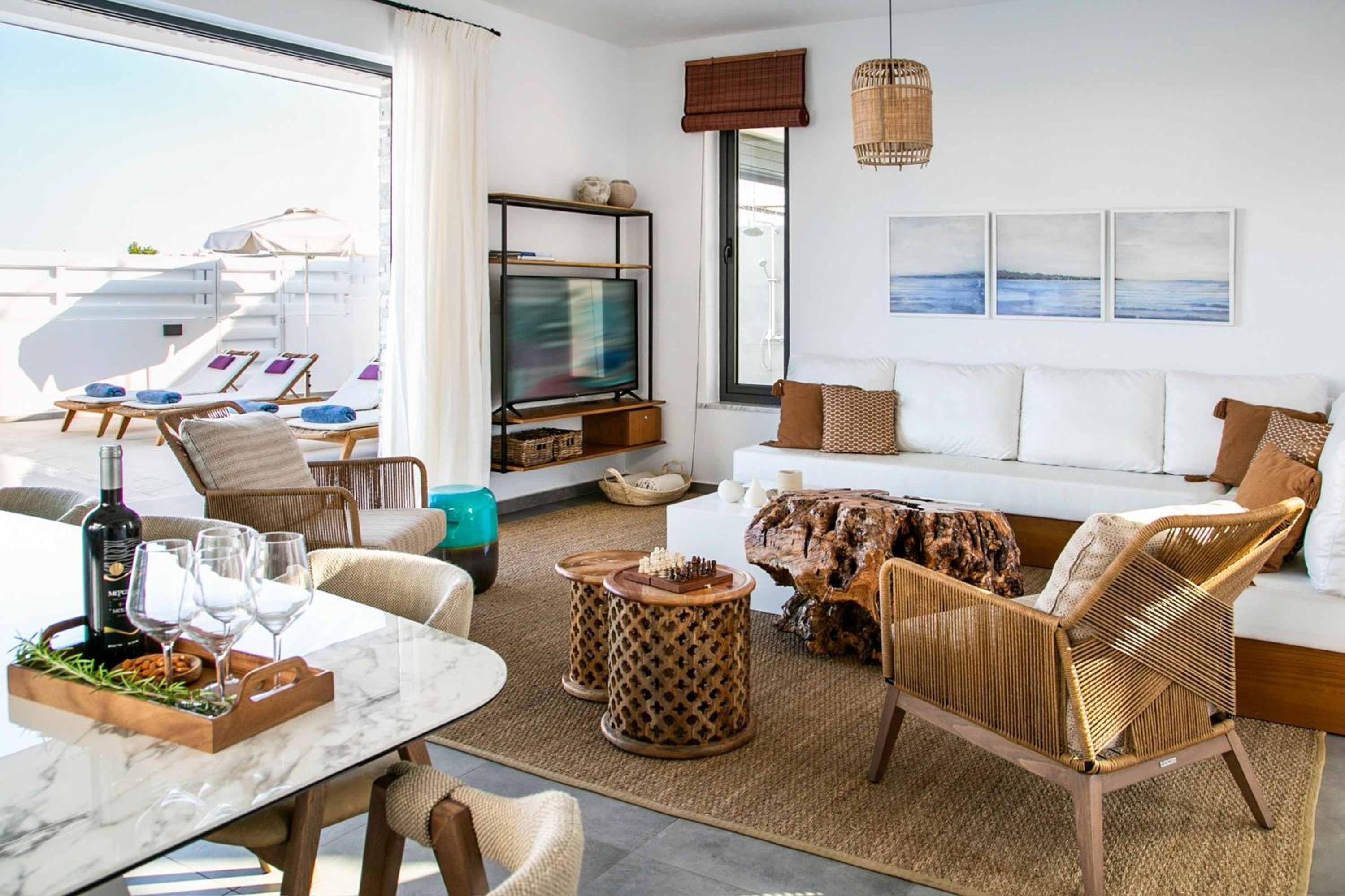 Chris Le Mare Gold Luxury Villa