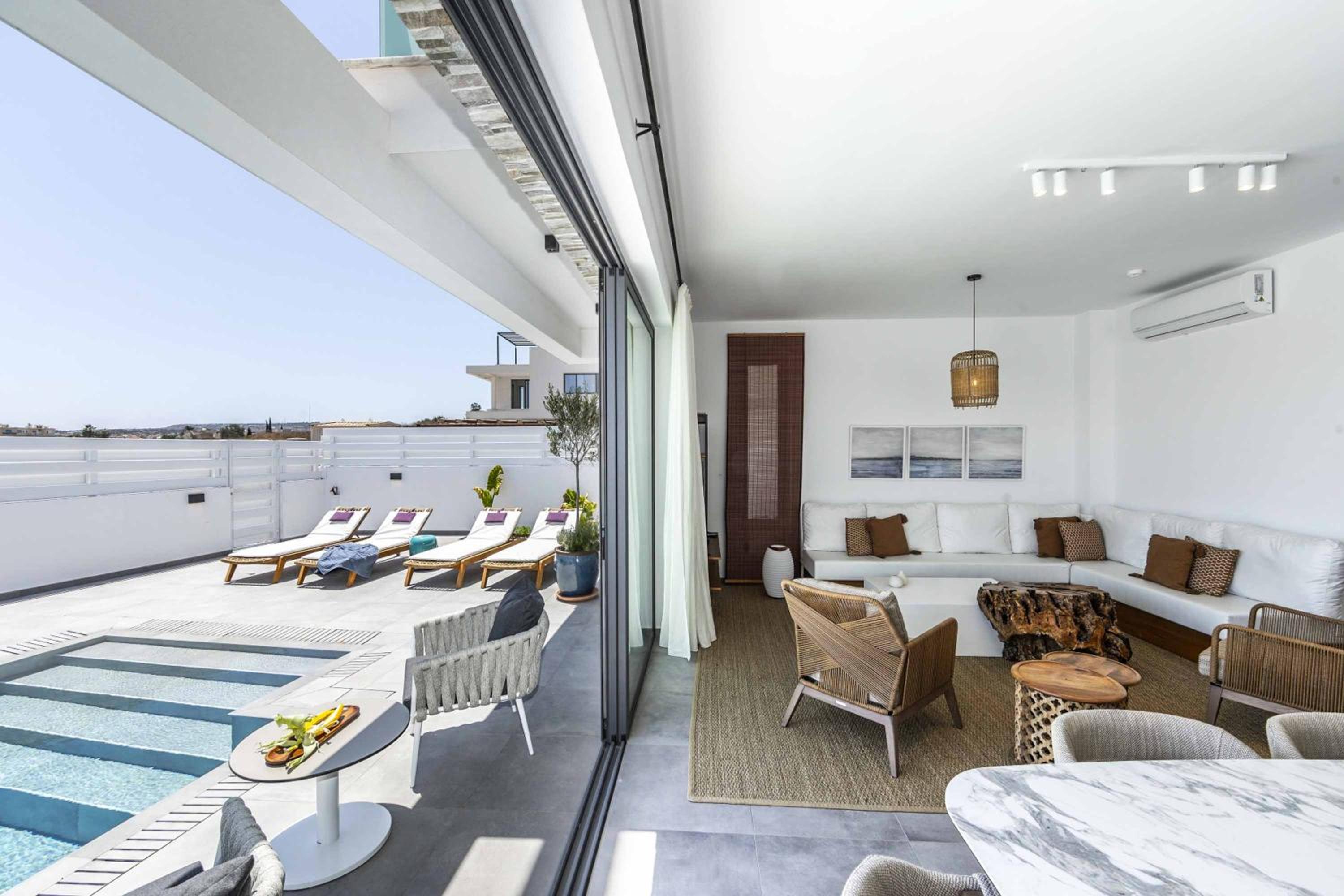 Chris Le Mare Gold Luxury Villa