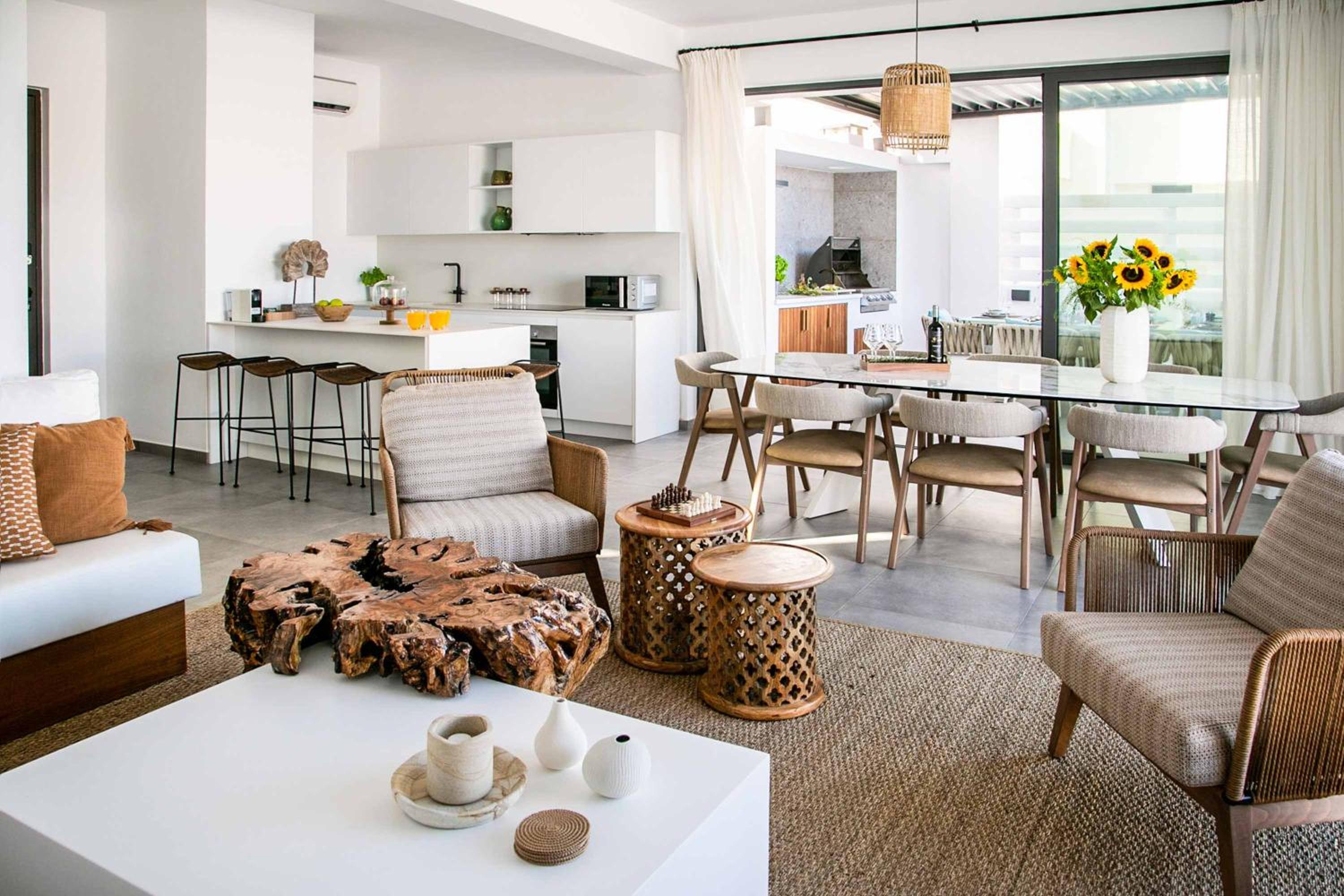 Chris Le Mare Gold Luxury Villa