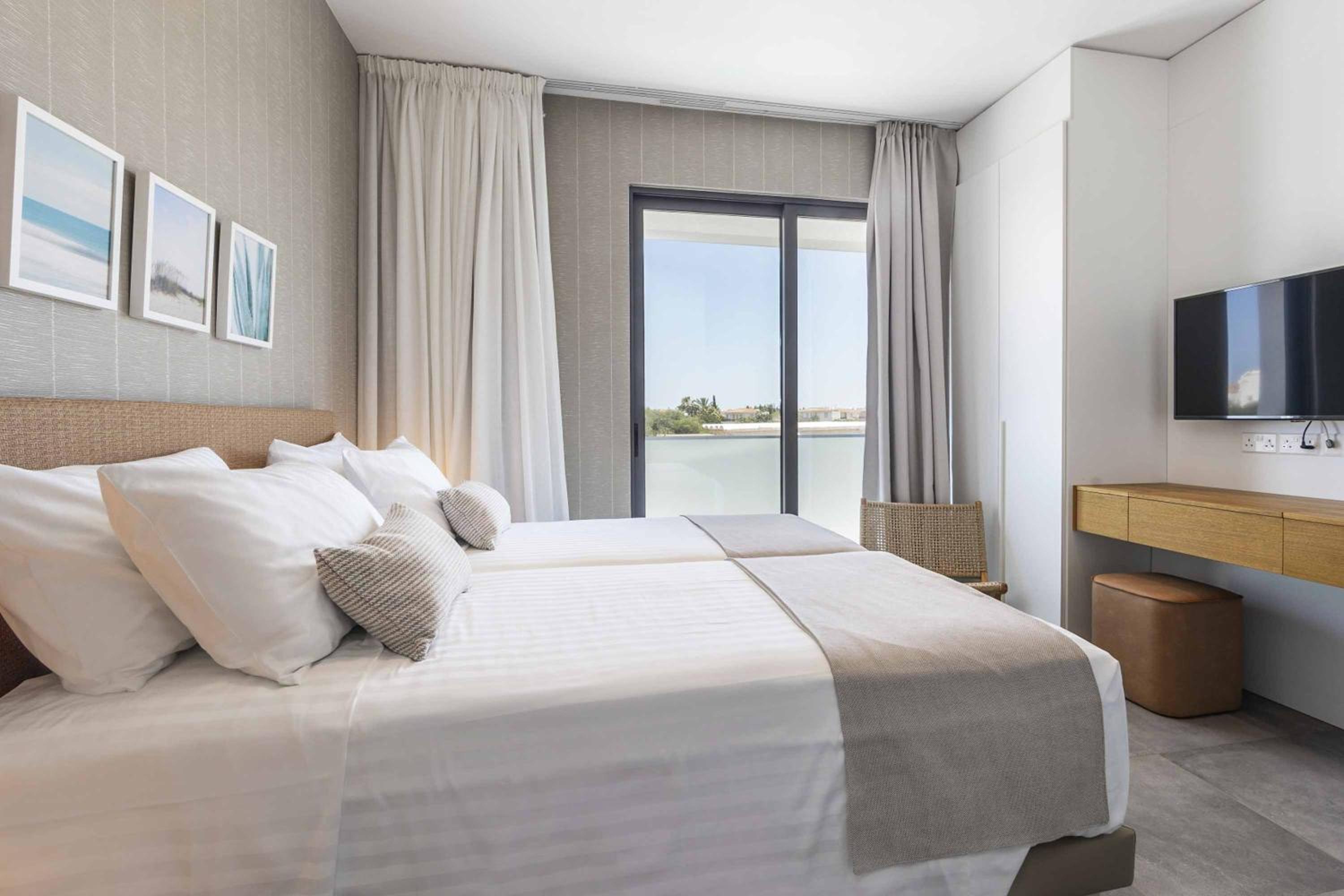 Chris Le Mare Gold Luxury Villa