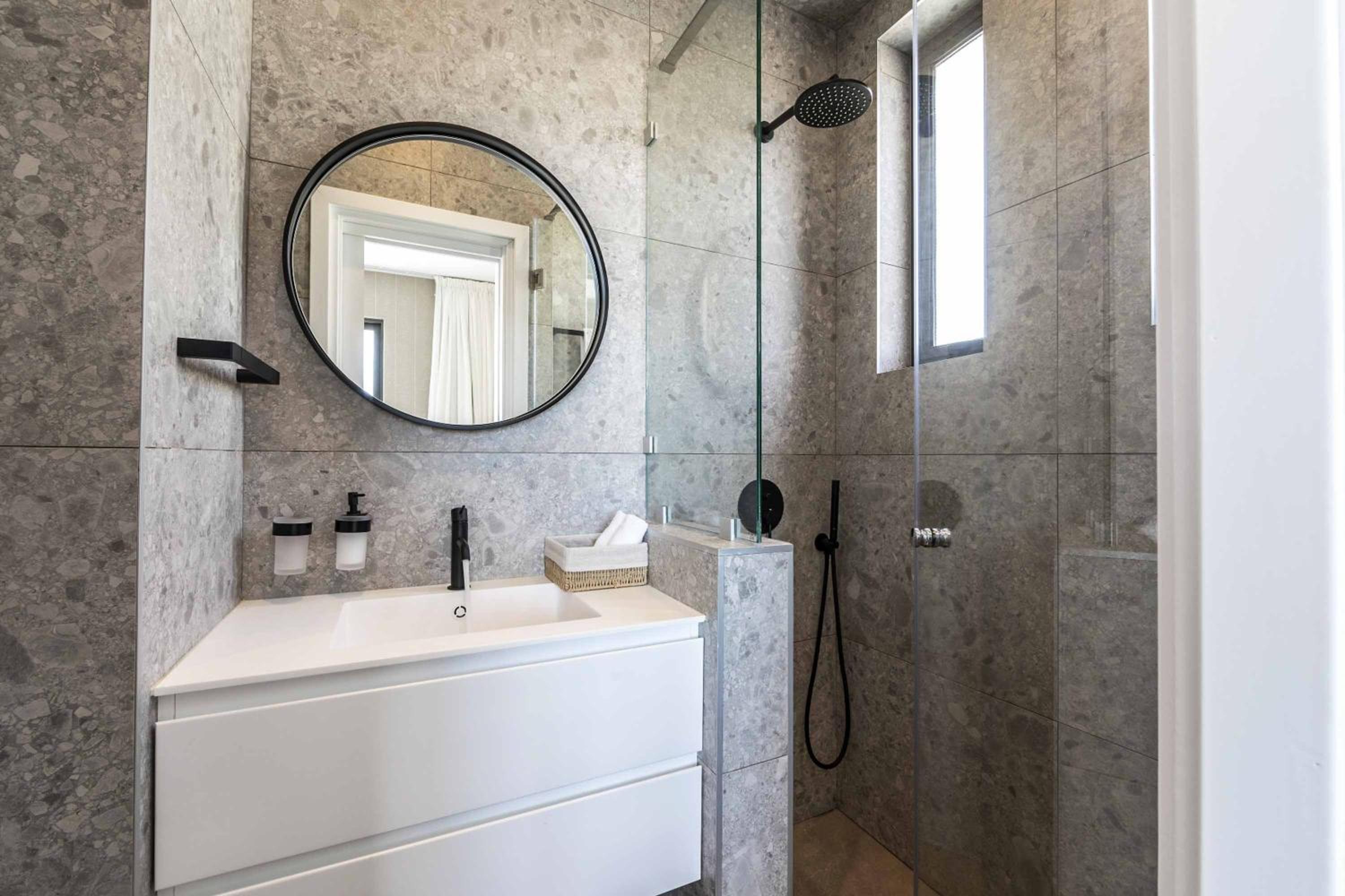 Chris Le Mare Gold Luxury Villa