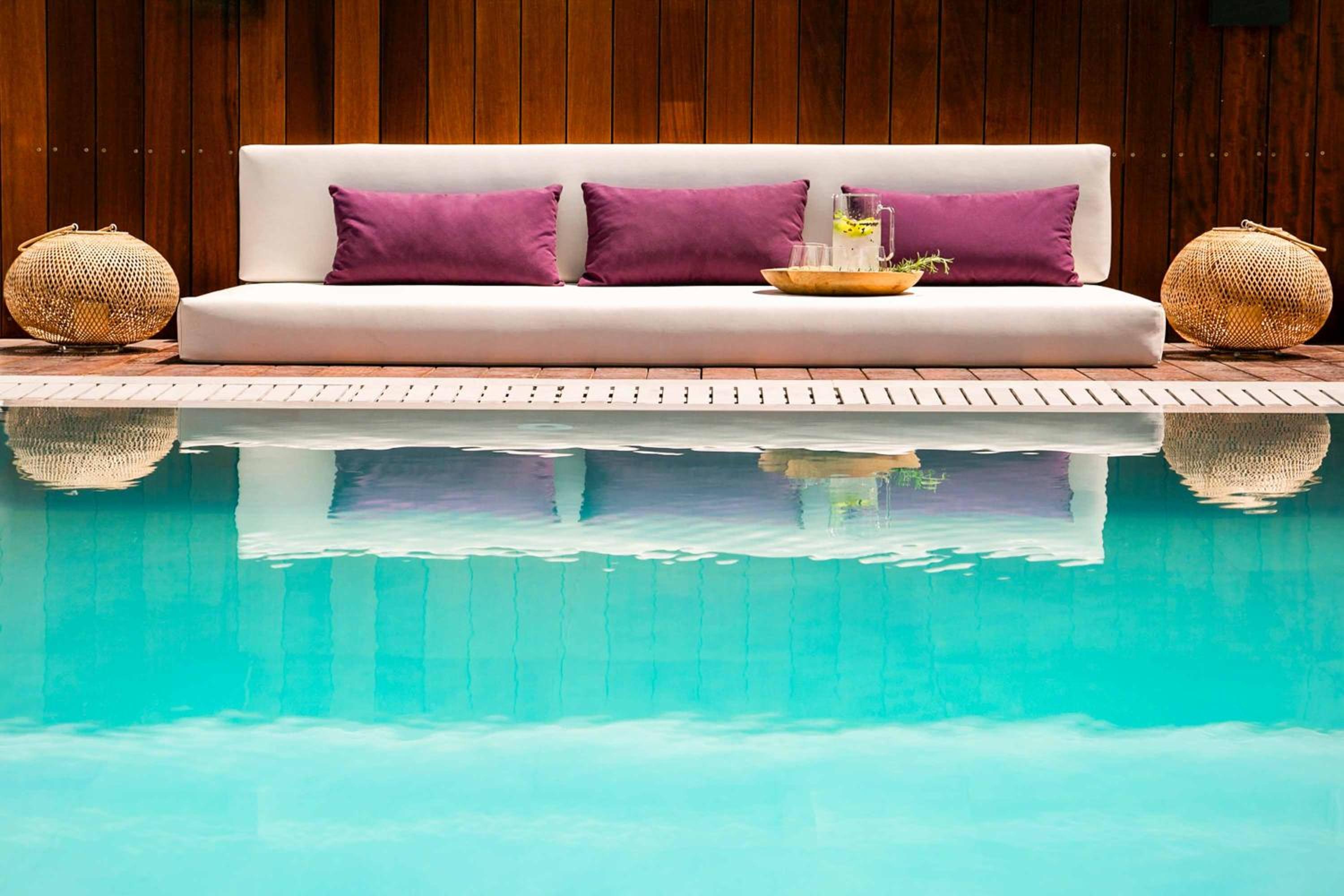 Chris Le Mare Gold Luxury Villa