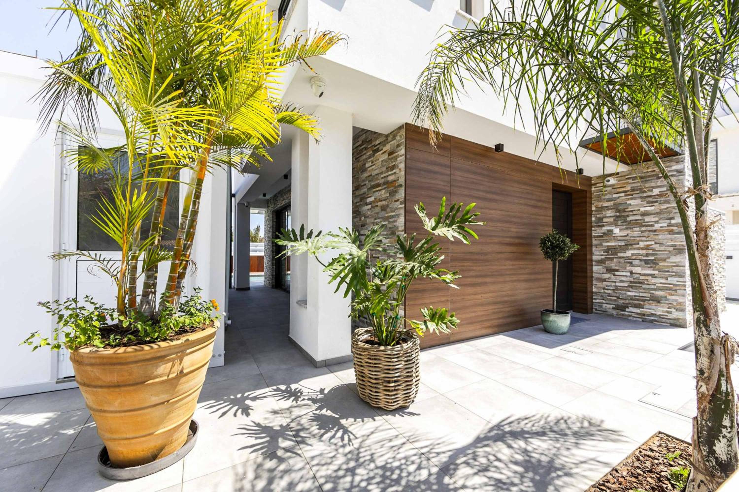 Chris Le Mare Gold Luxury Villa