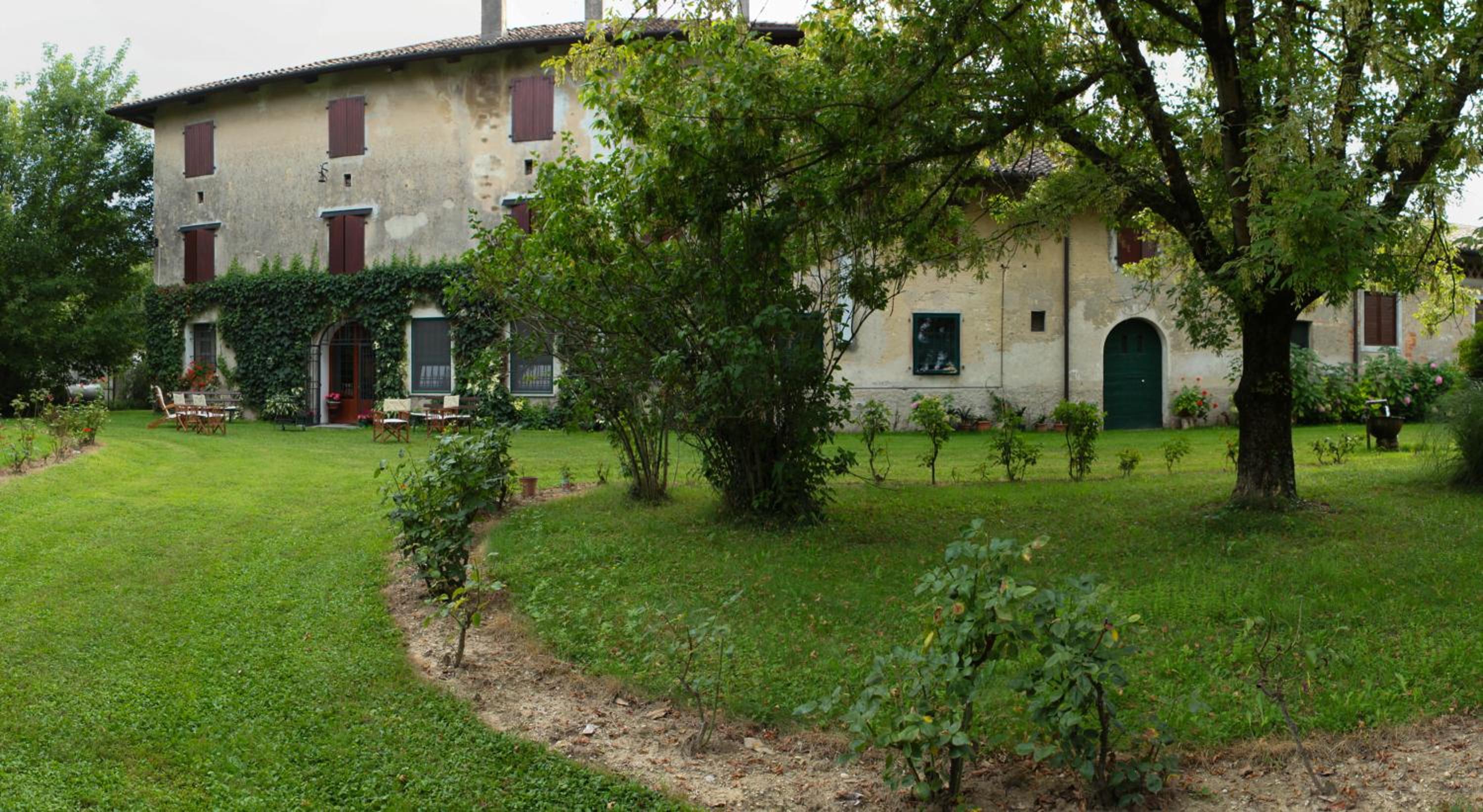 Casa Filaferro view 5