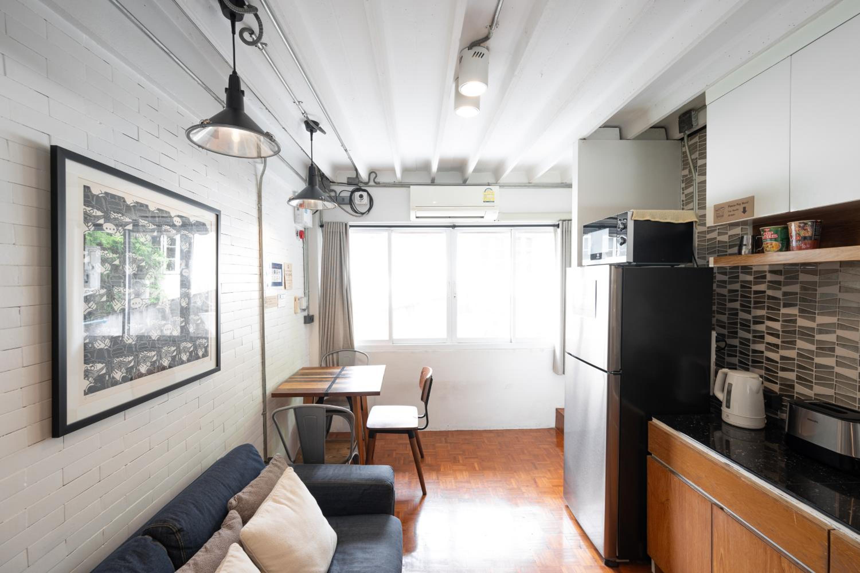 Bed Addict Hostel