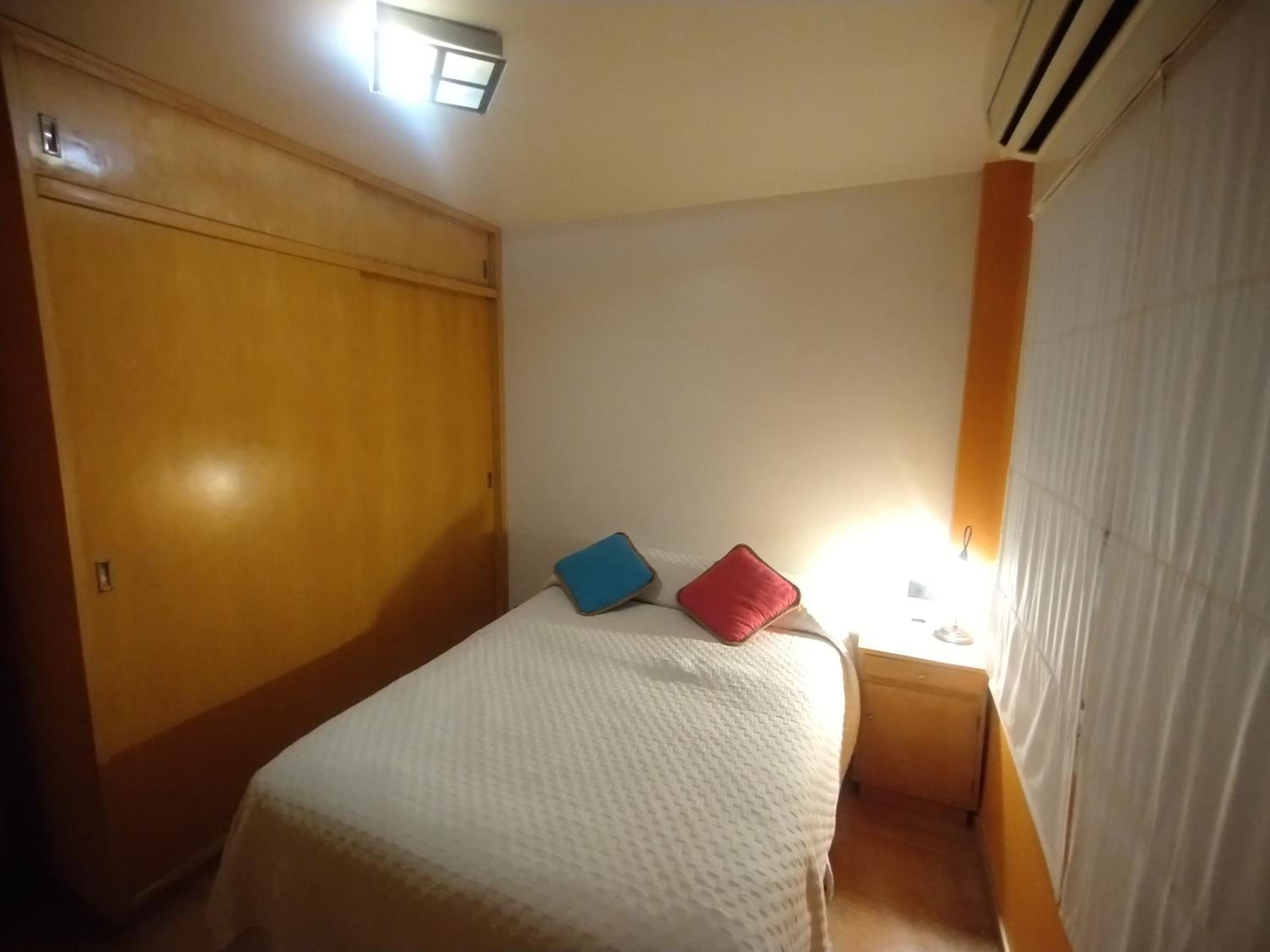Departamento de 2 dormitorios todos los servicios incluidos aire acondicionado en todos los ambientes TV WiFi excelente ubicación INCLUYE cochera