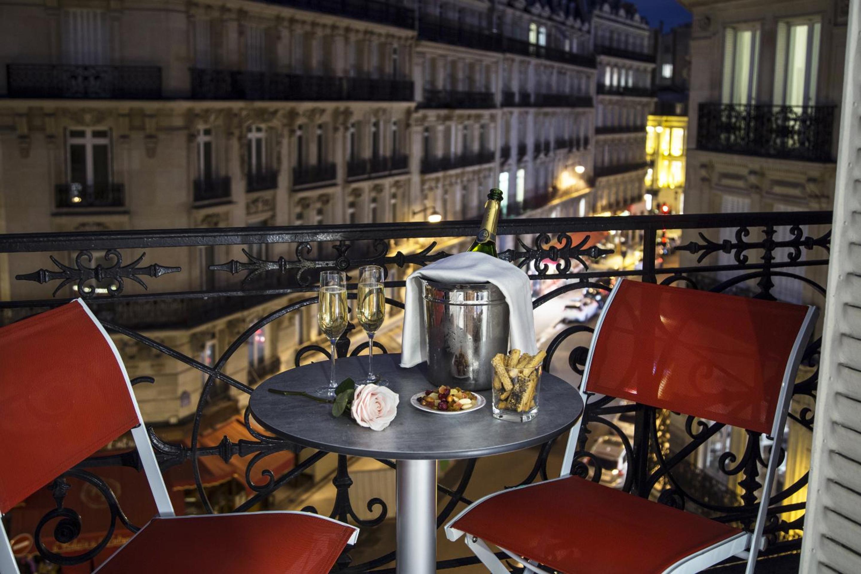 balcony