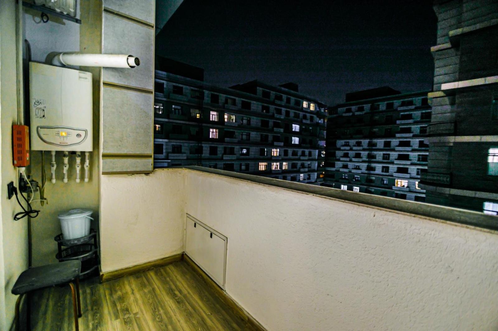 Apartment Super