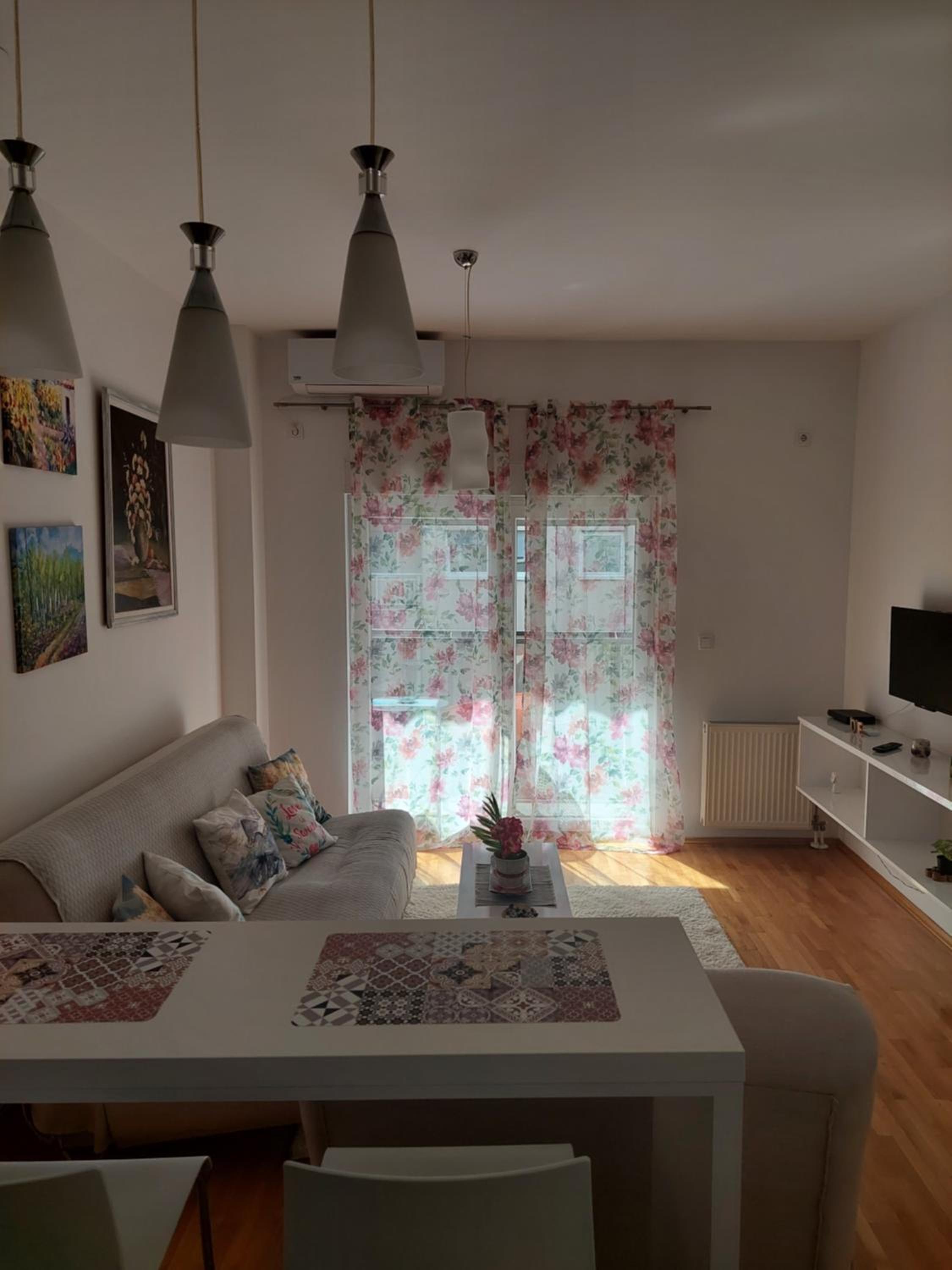 Alexandra apartment