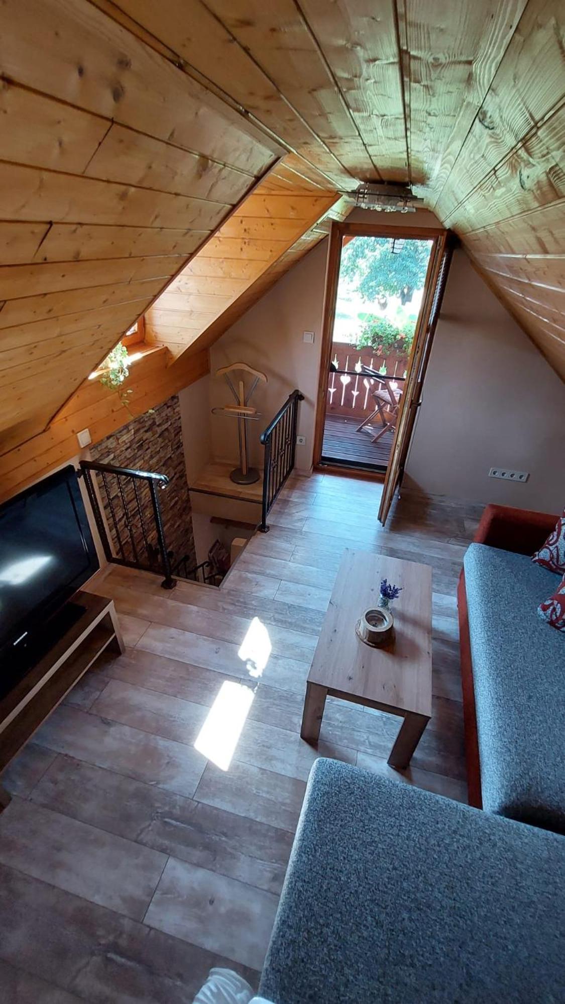Újhegy Apartman