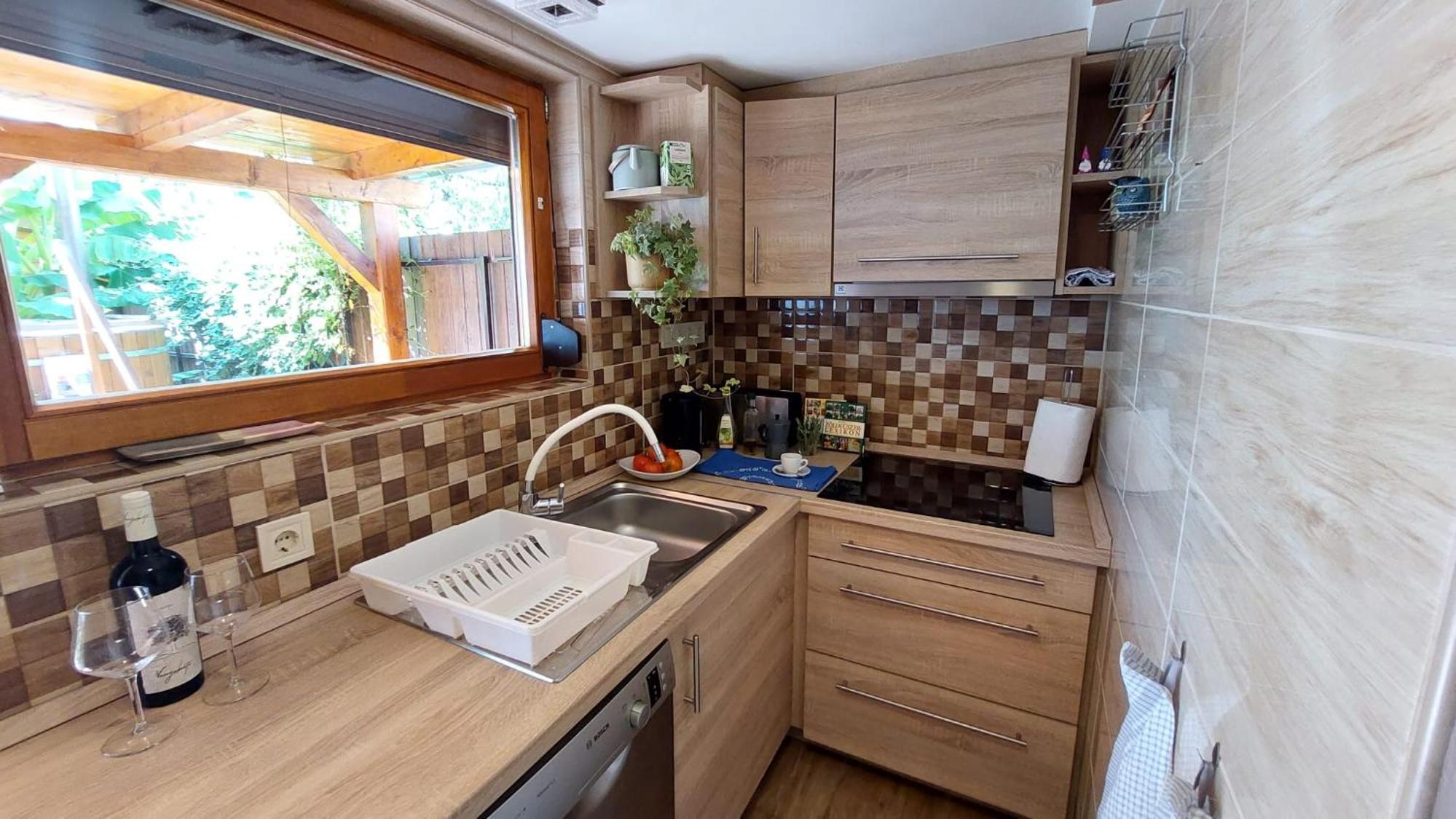 Újhegy Apartman