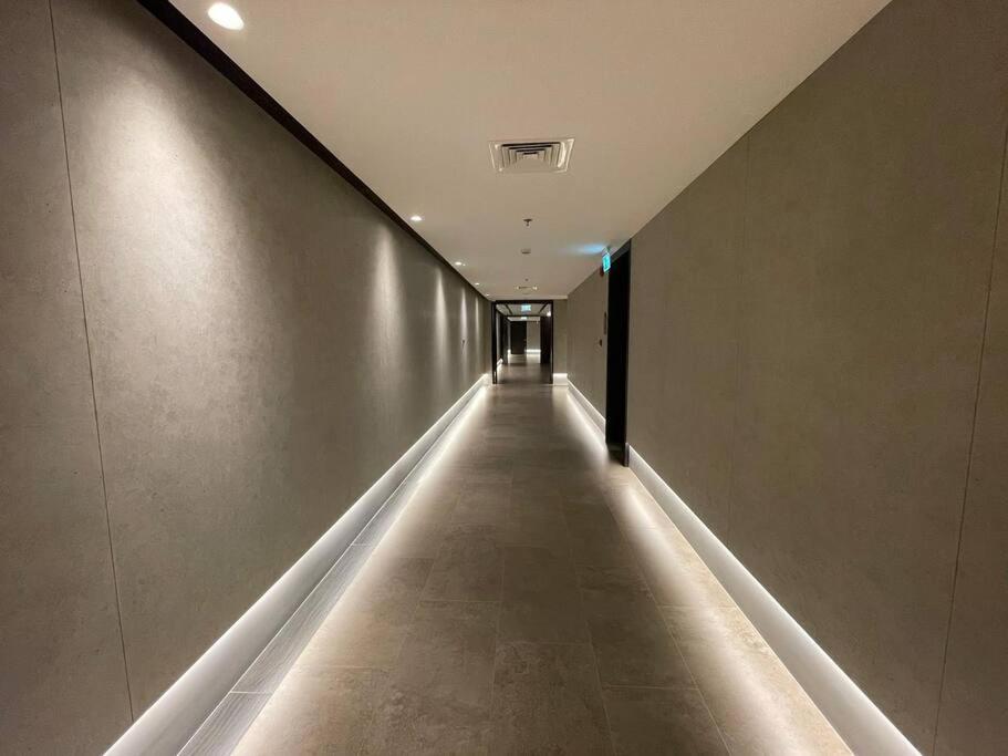 Bahrain Harbor Horizon - Cloud9 Waterfront Luxury Condo