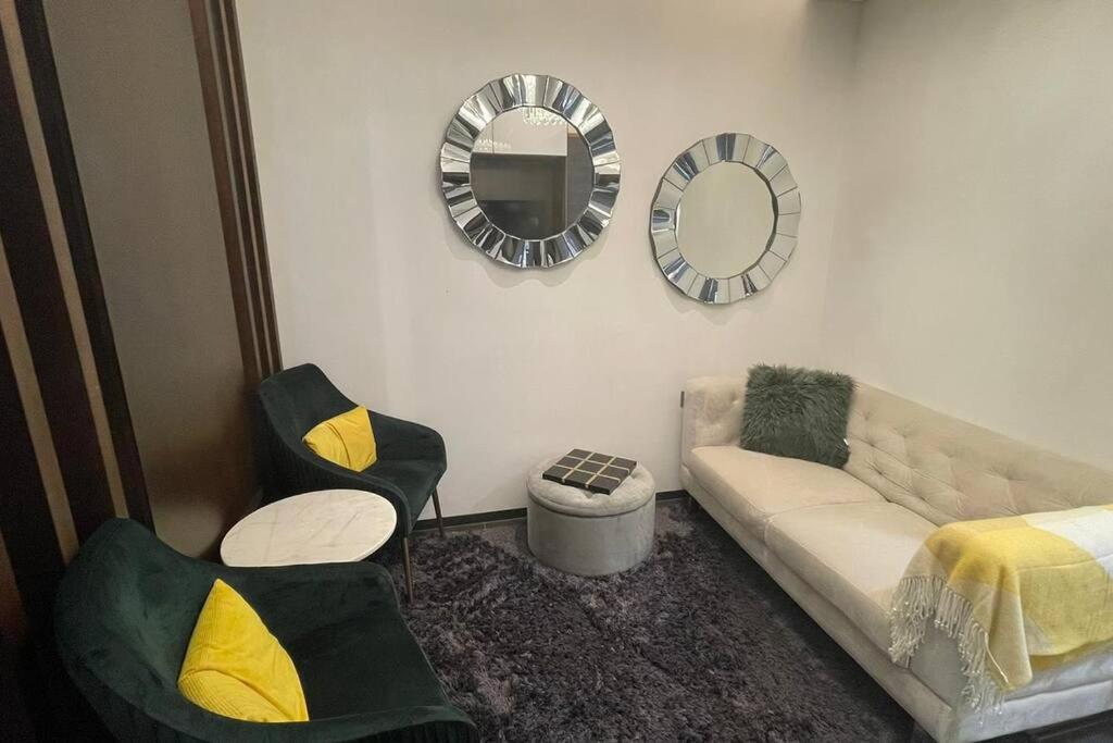 Bahrain Harbor Horizon - Cloud9 Waterfront Luxury Condo