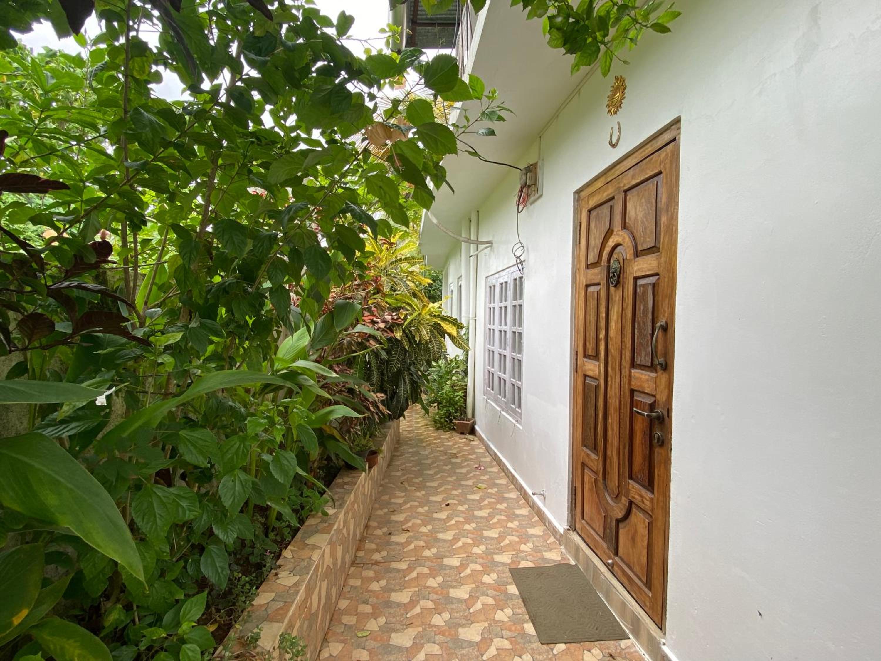 Hibiscus Home Stay & Boutique view 2
