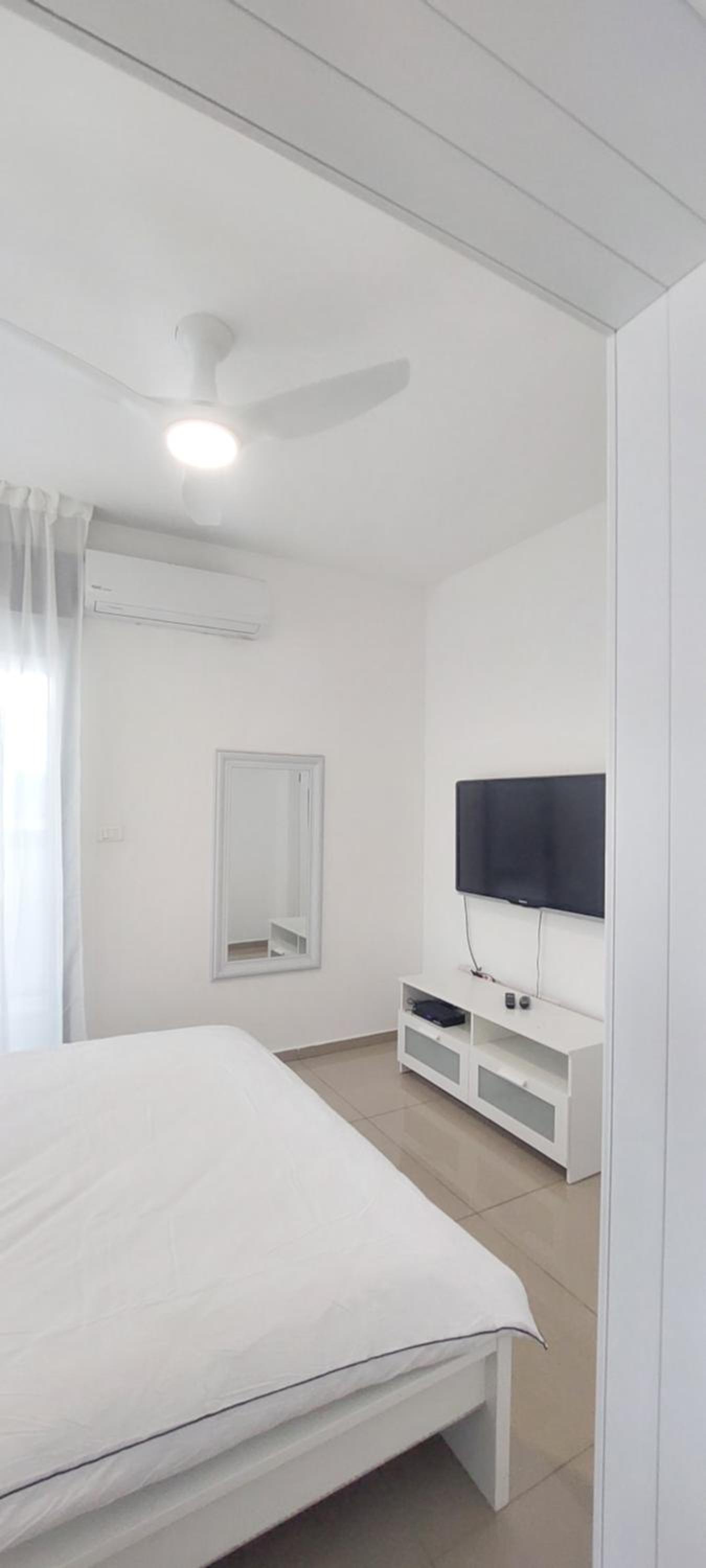 Stunning Penthouse with sea views and private heated pool view 5