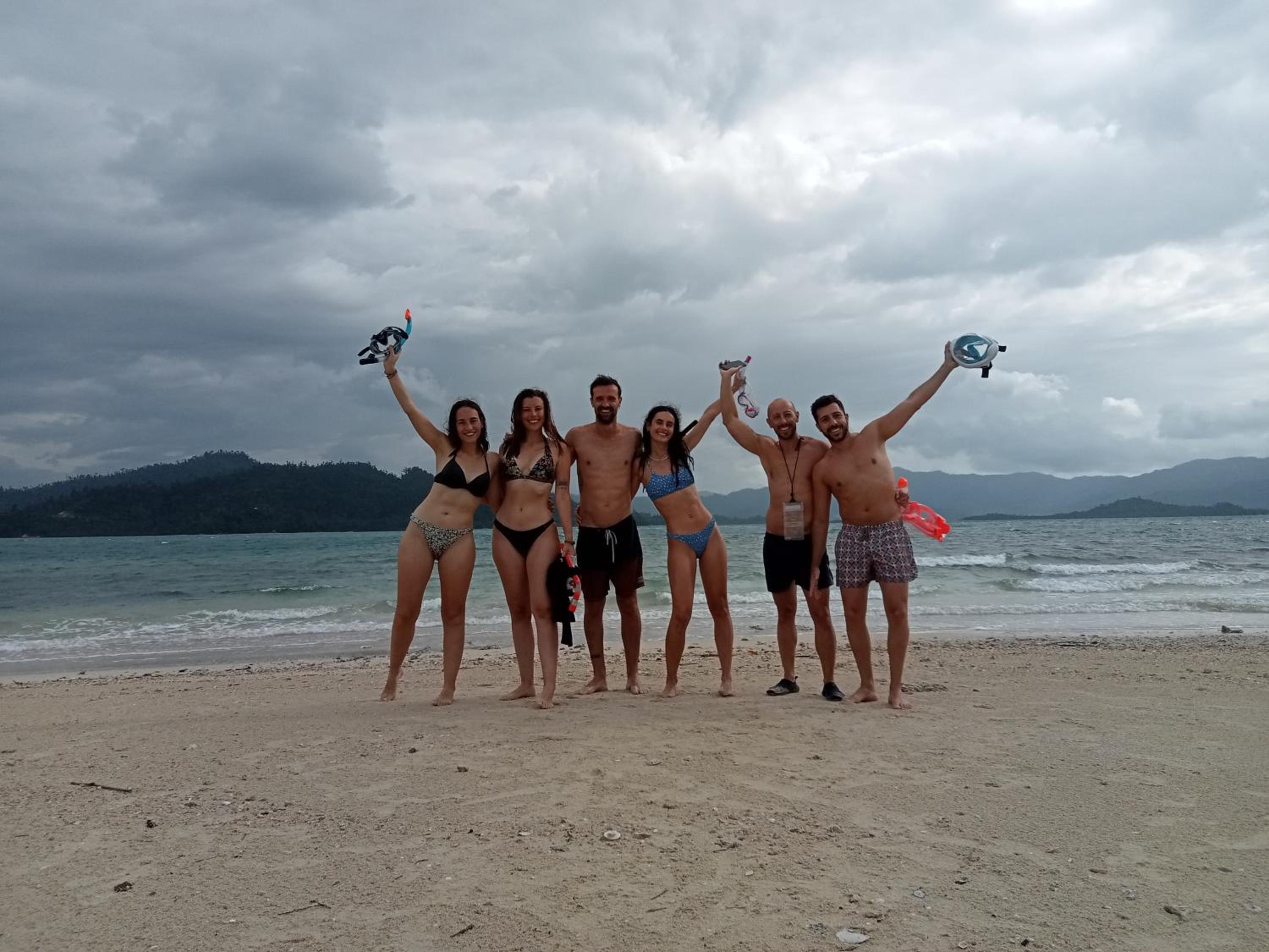 MJYOHANN TOURIST BOAT RENTAL view 4