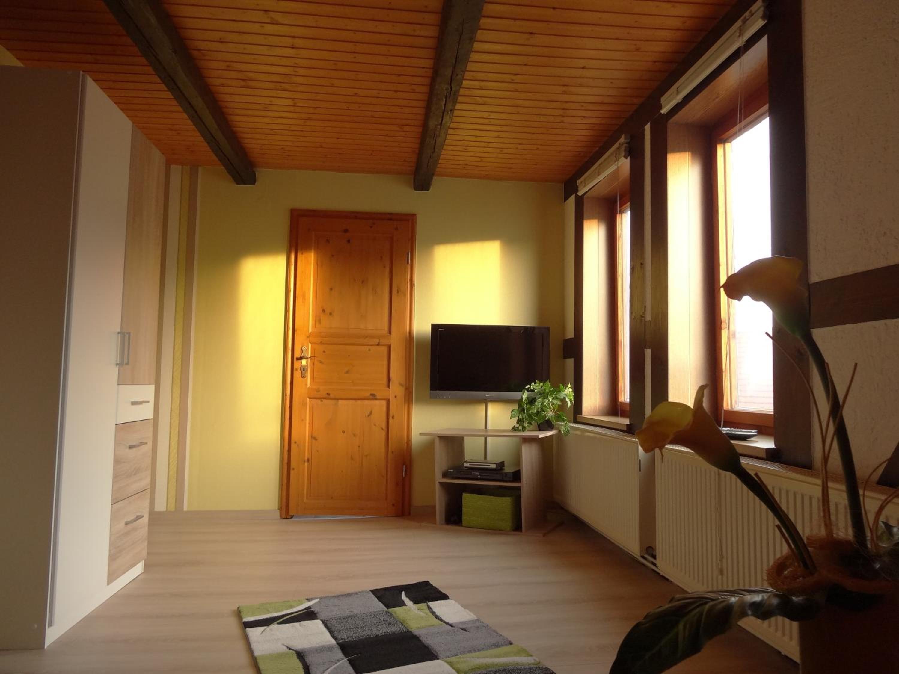 Photo 42