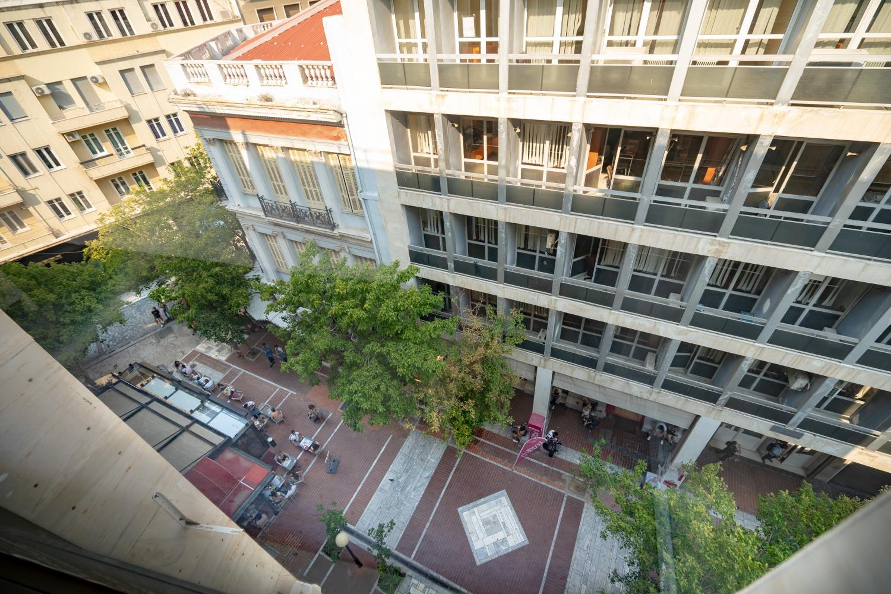 Monastiraki metro st 2 bedrooms 6 pers by MPS