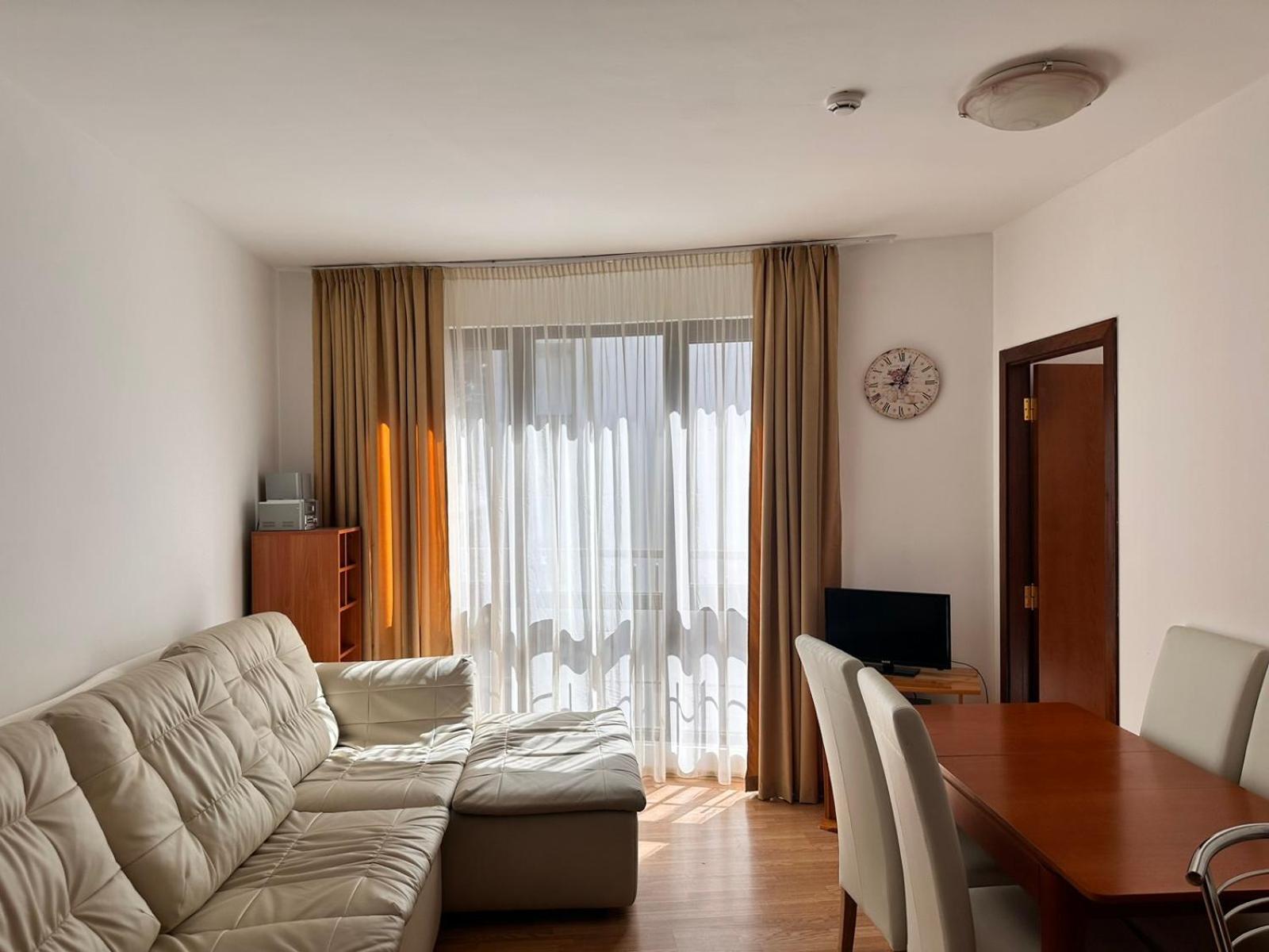 Spacious Two bedroom apartment in Flora Residence Tulip 12