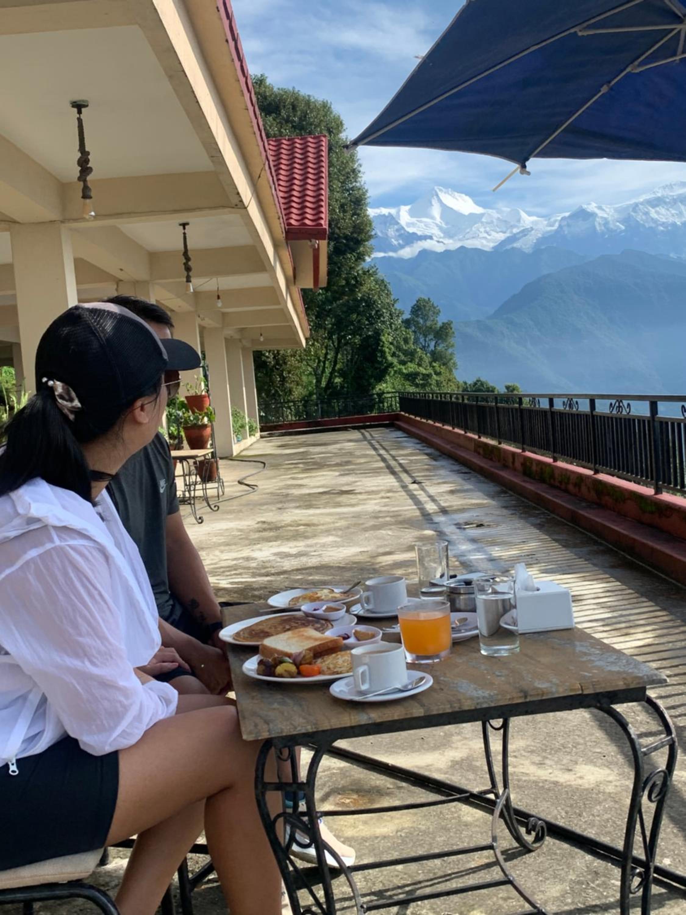 Superview Lodge - Family-Run, Himalayan Sunrise
