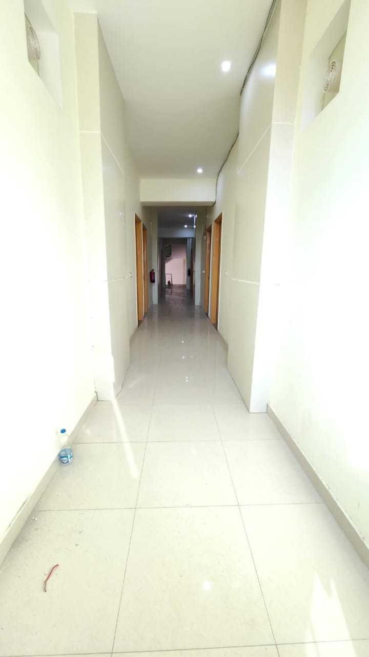 Photo 33