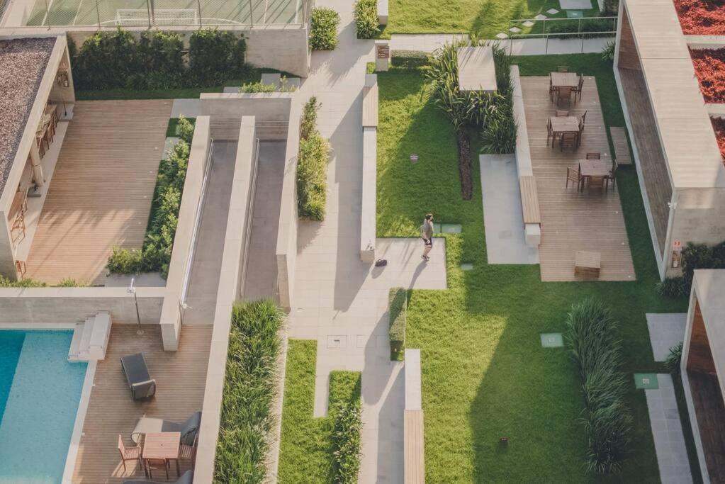 Apartamento pura vida no Parque Una com vaga de garagem.