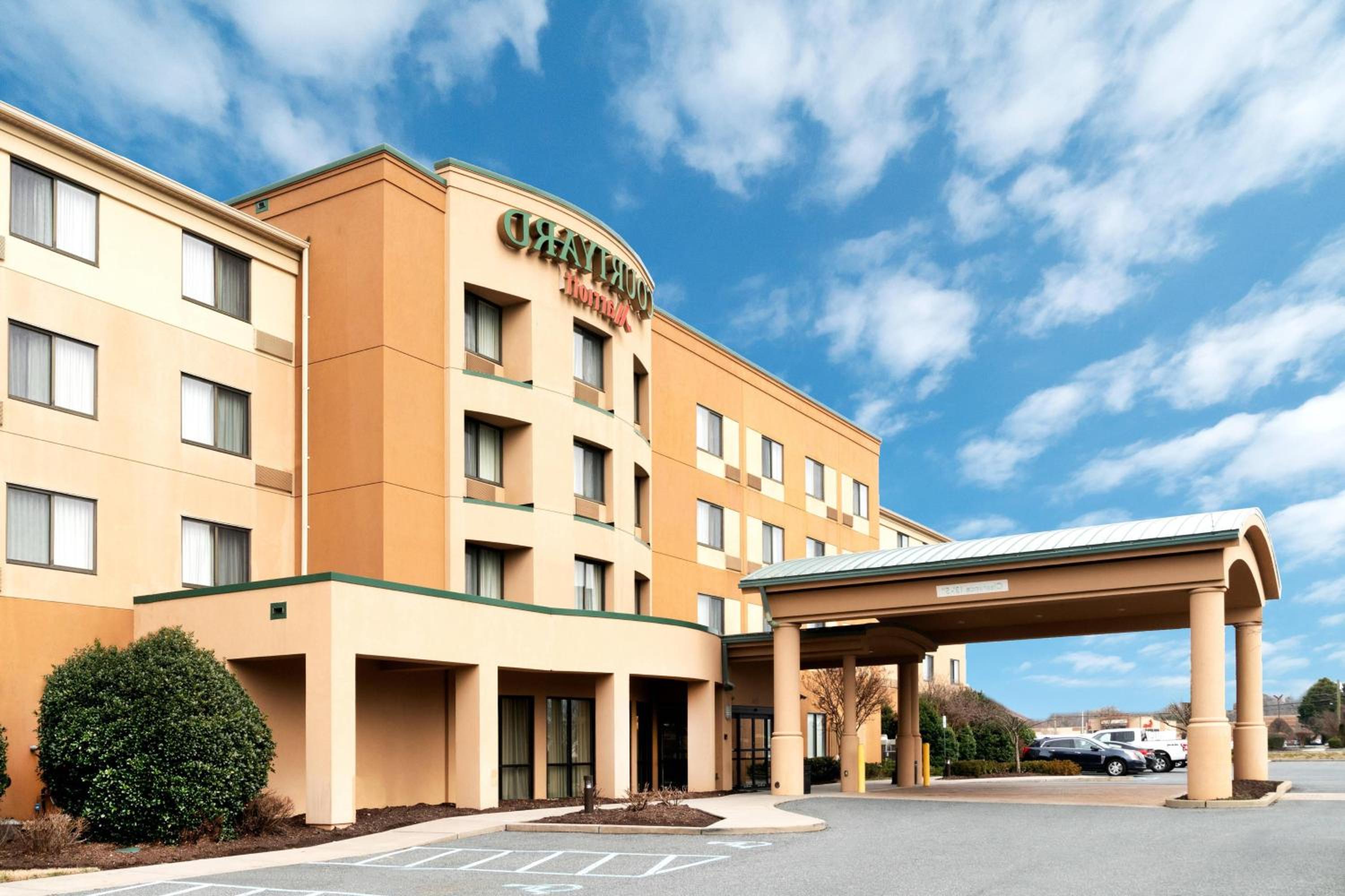 Hotel Courtyard by Marriott Salisbury