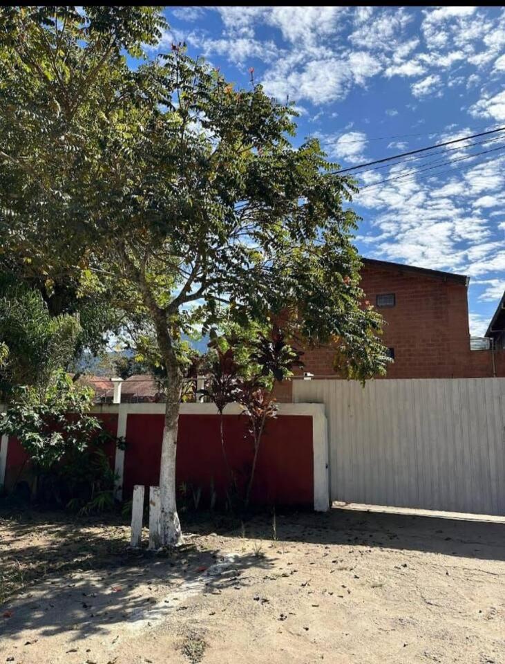 Apartamento em Ubatuba - Maranduba Ville 1