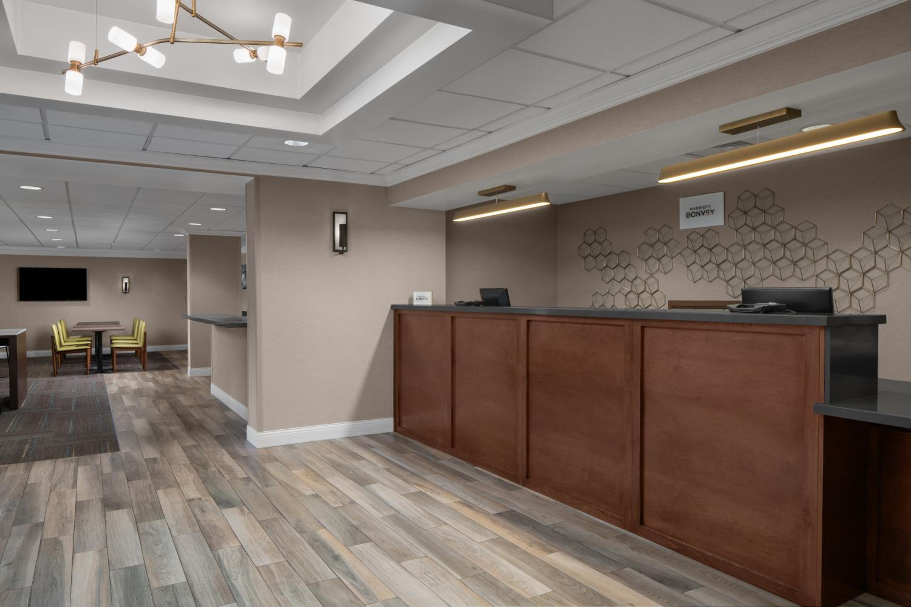 Residence Inn by Marriott Tysons - Property Image 23