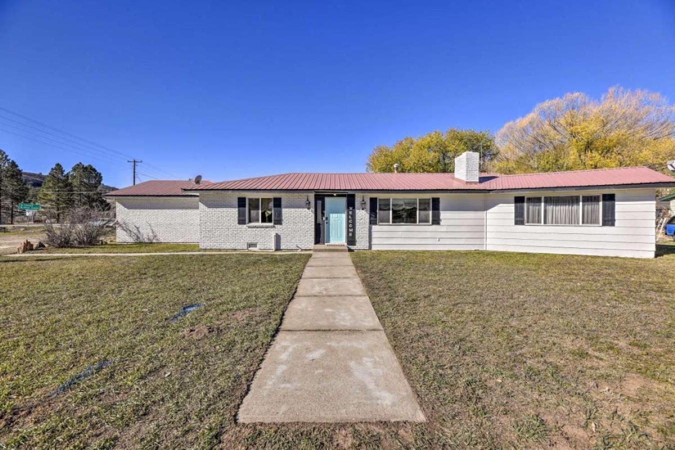 Stunning highly sought house w/ river access nearby