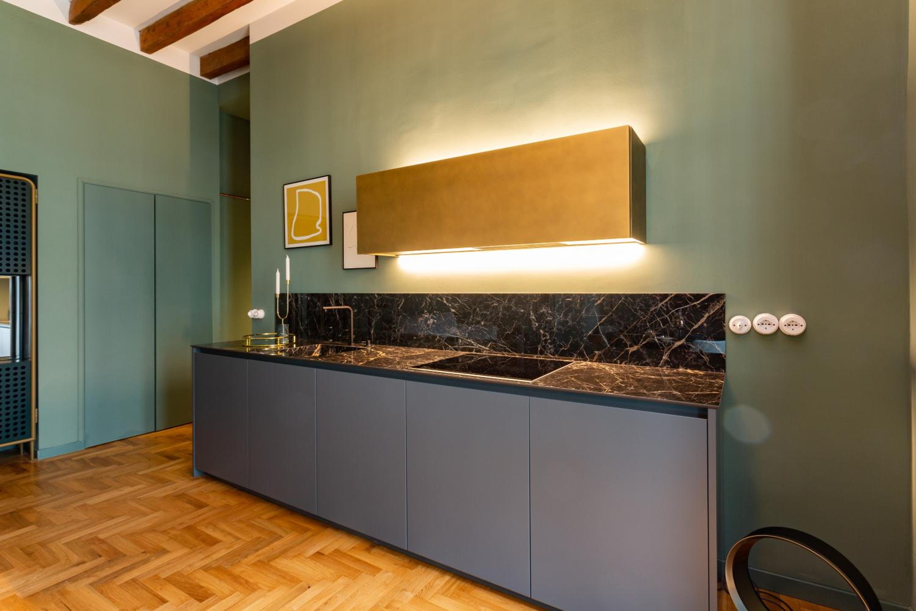 Luxury apartment in Isola - CA24