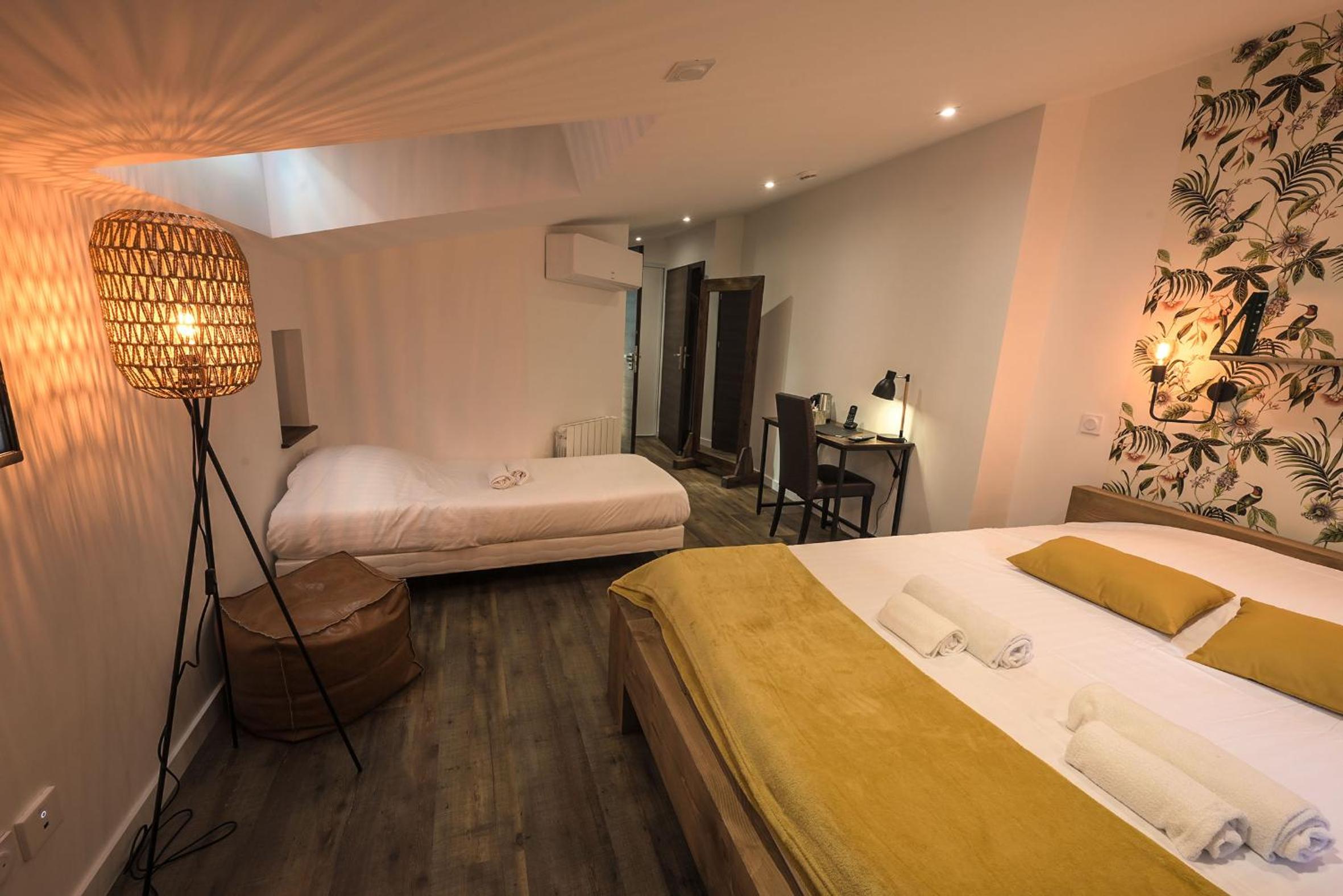 hotel room