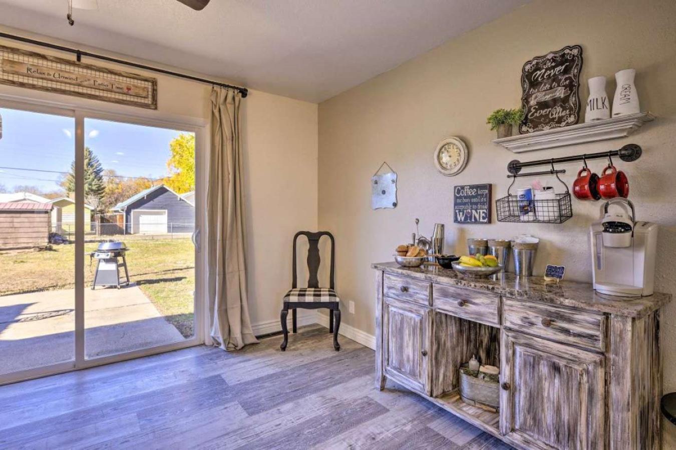 Stunning highly sought house w/ river access nearby