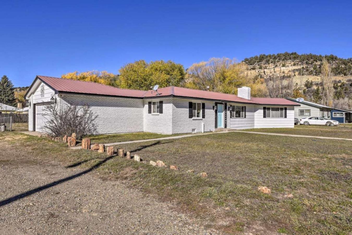 Stunning highly sought house w/ river access nearby